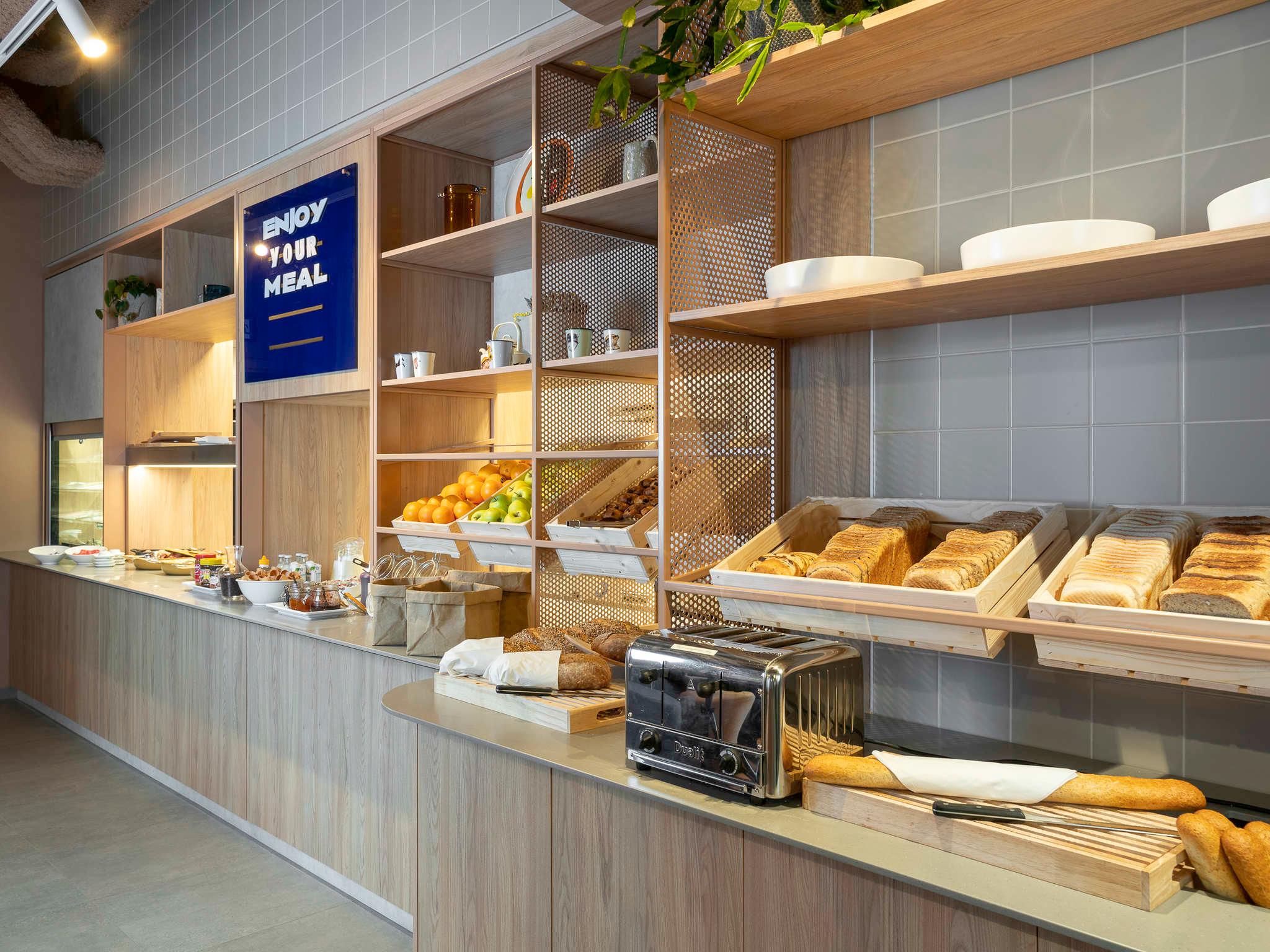 Restaurant ibis budget Gent Centrum Dampoort