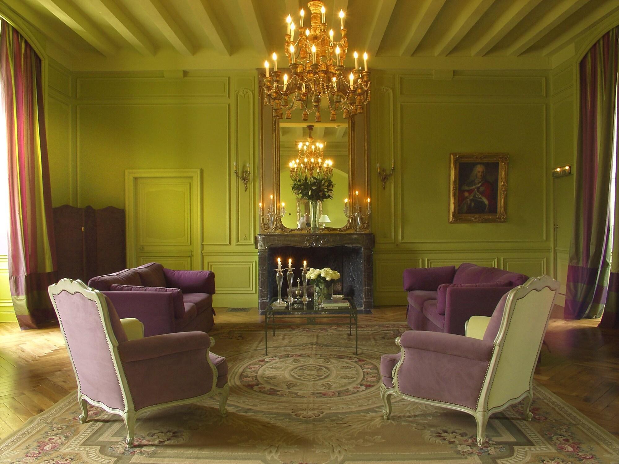 Vista Lobby Le Château de Reignac