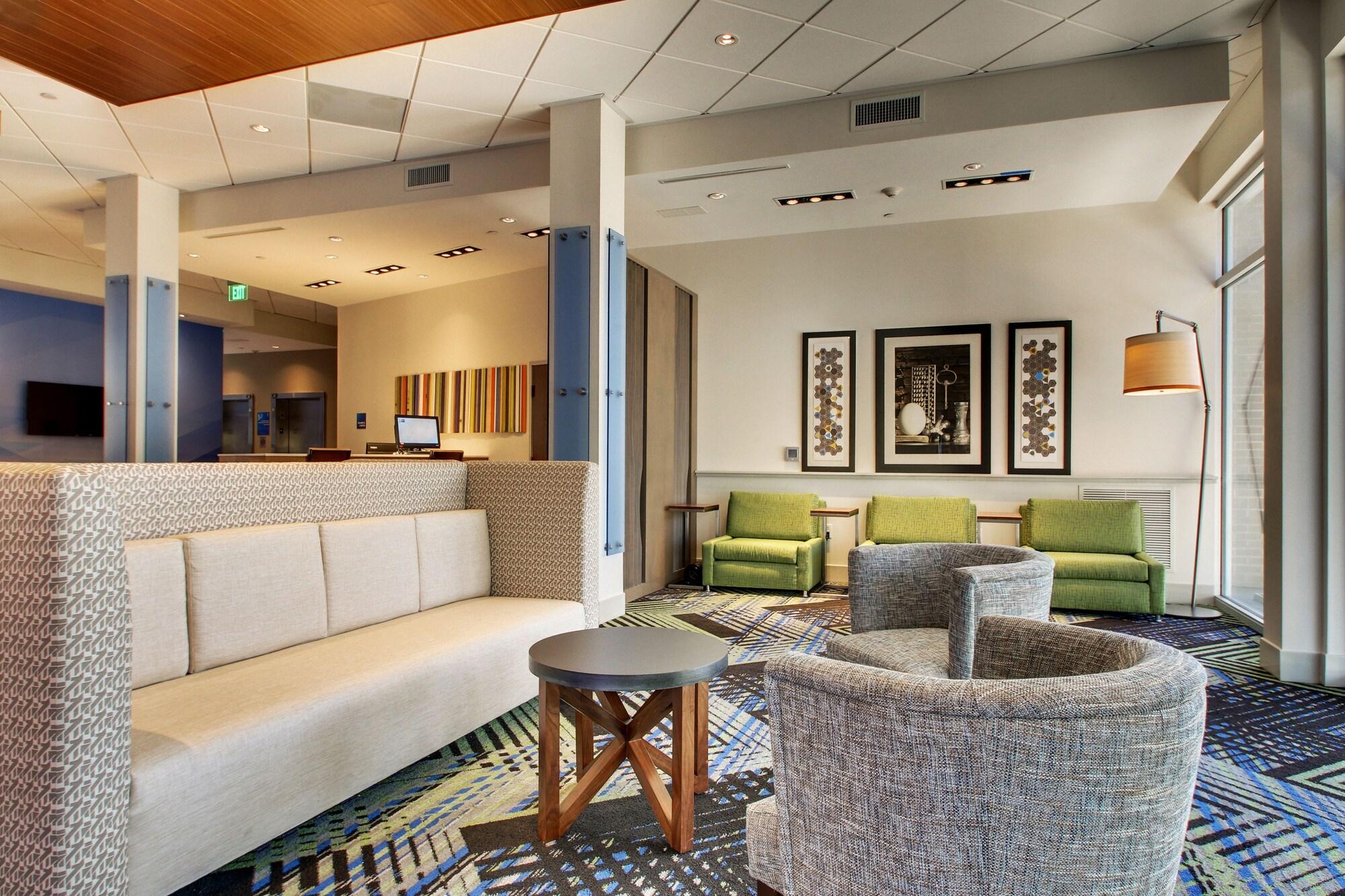 Vista Exterior Holiday Inn Express & Suites Summerville by IHG