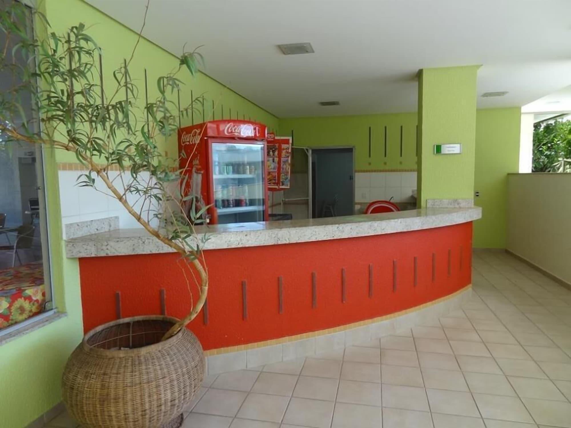Bar/Salón Serra Park Flat Service - RQ Turismo