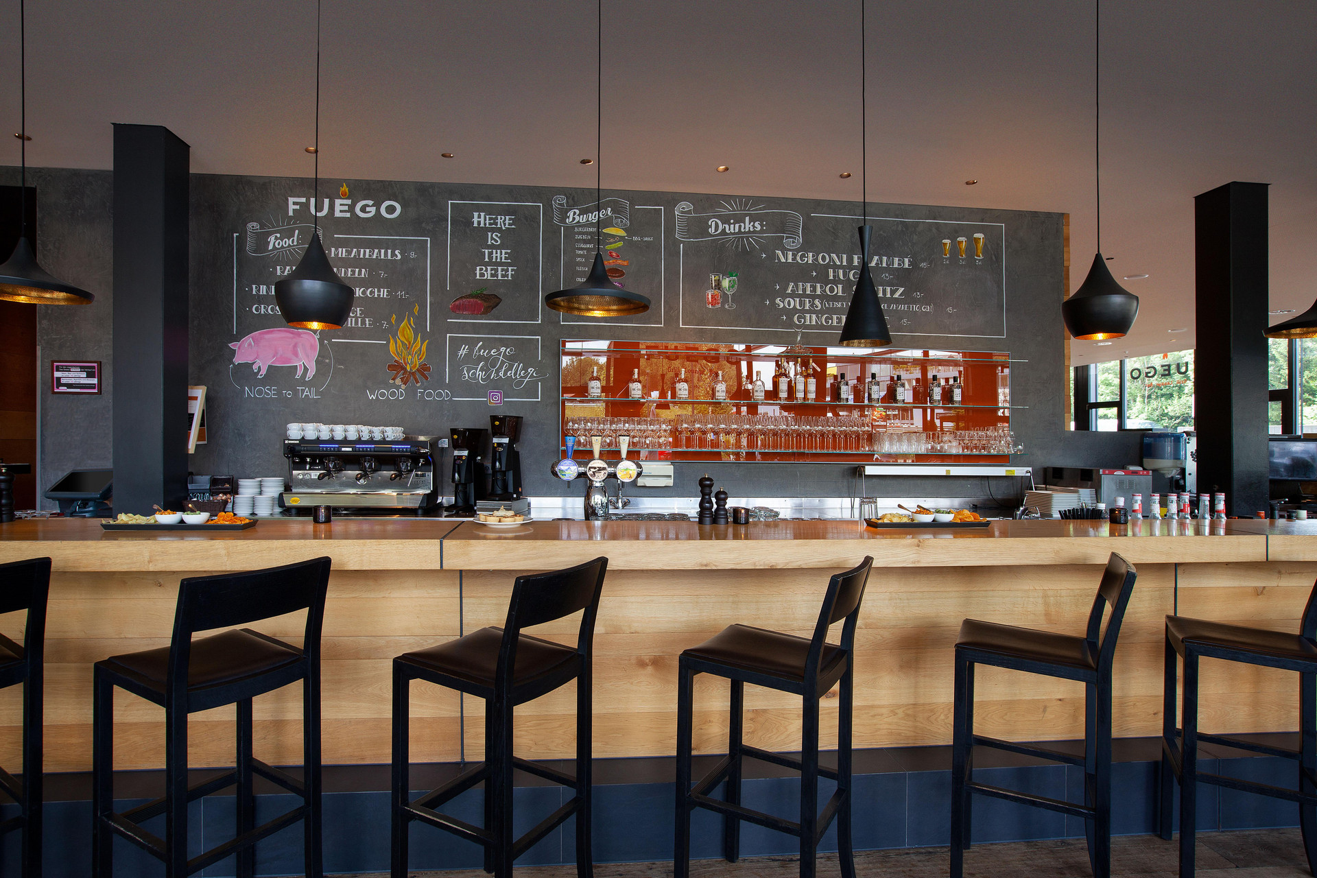 Bar/Salón Tailormade Hotel Sihlpark