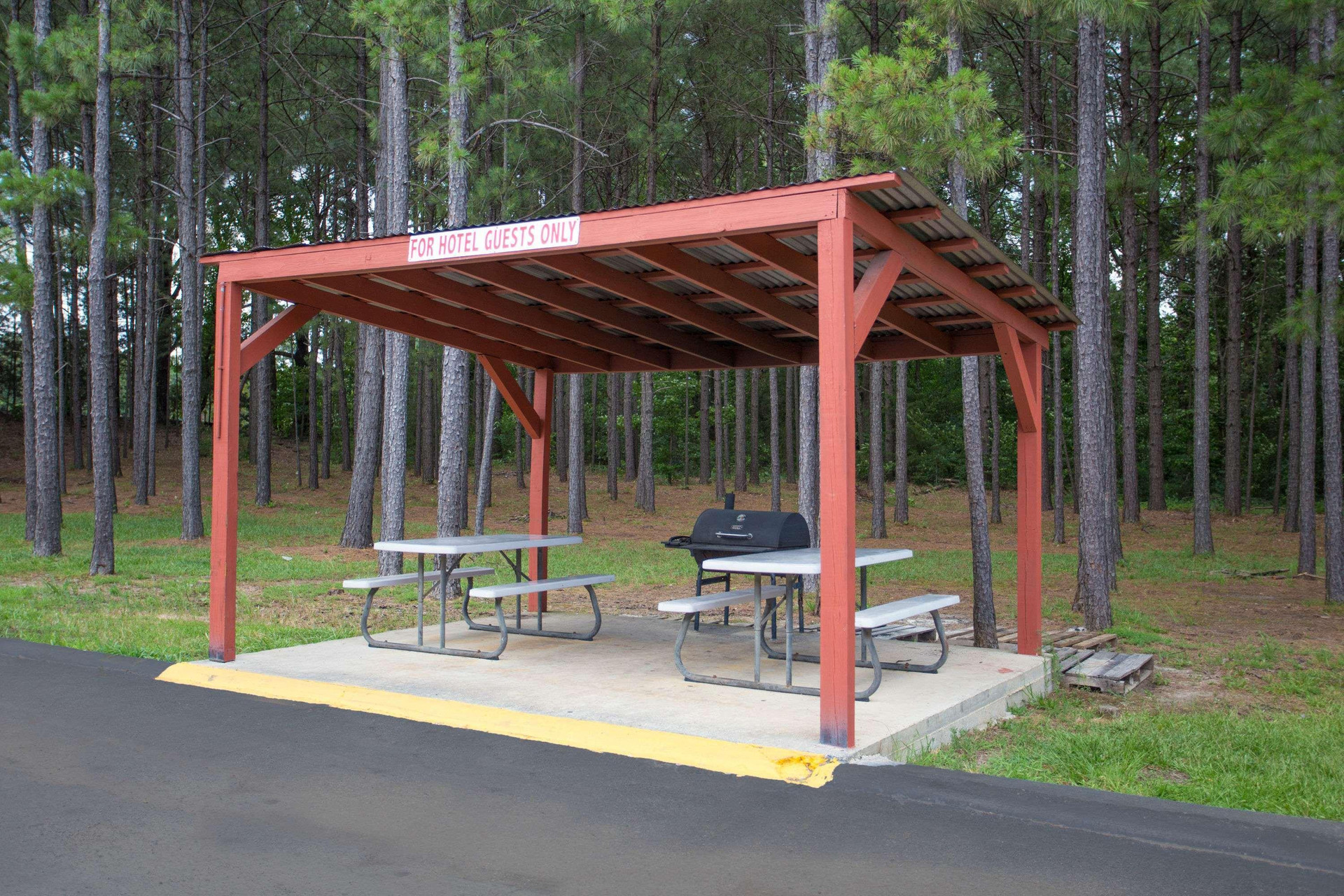 Vista Exterior Super 8 by Wyndham Monticello AR