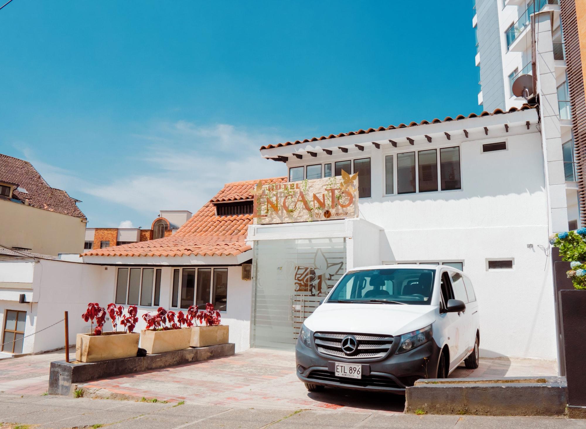 Vista Exterior Hotel Encanto