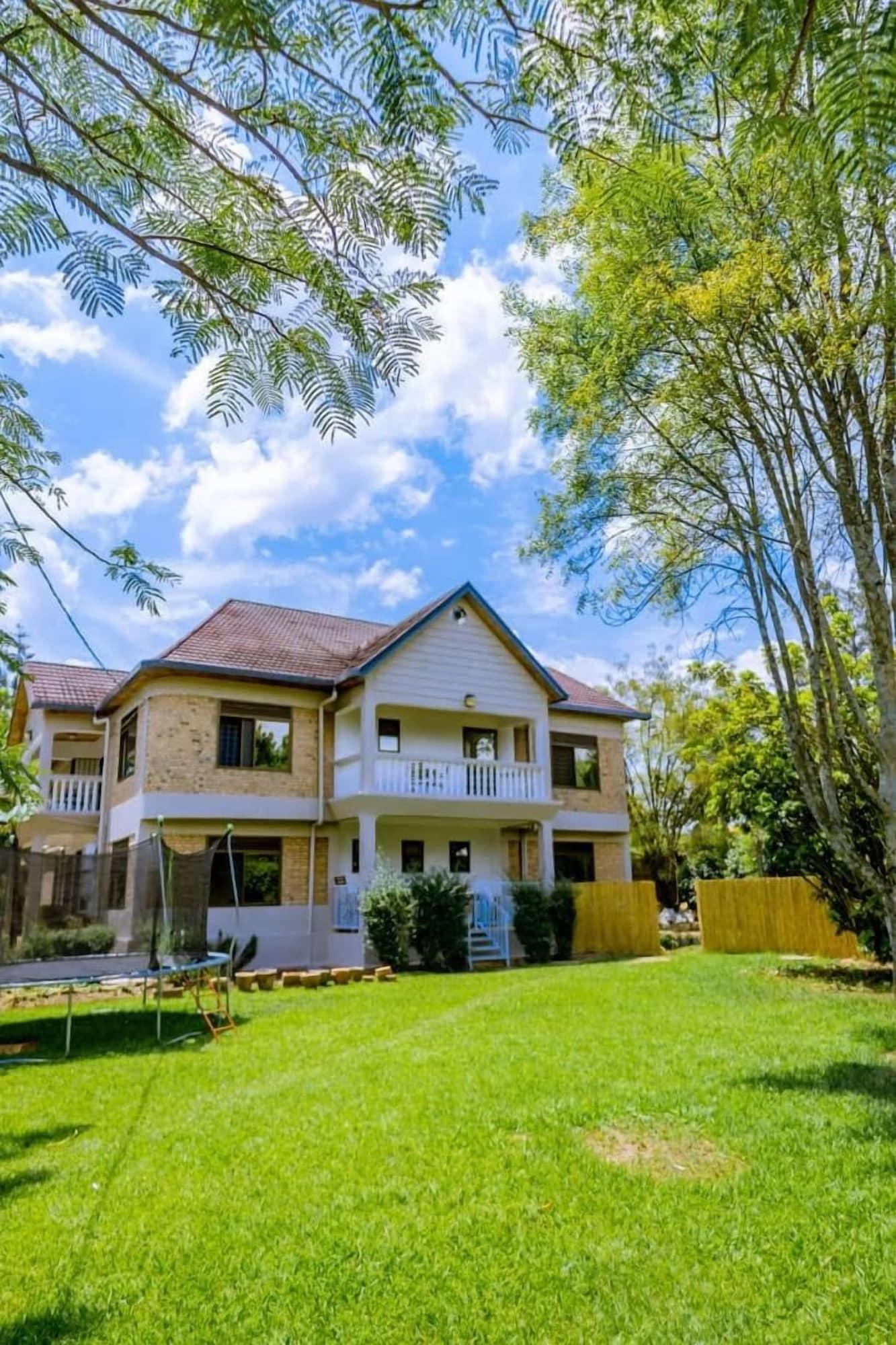 Instalaciones Recreativas Nature Kigali