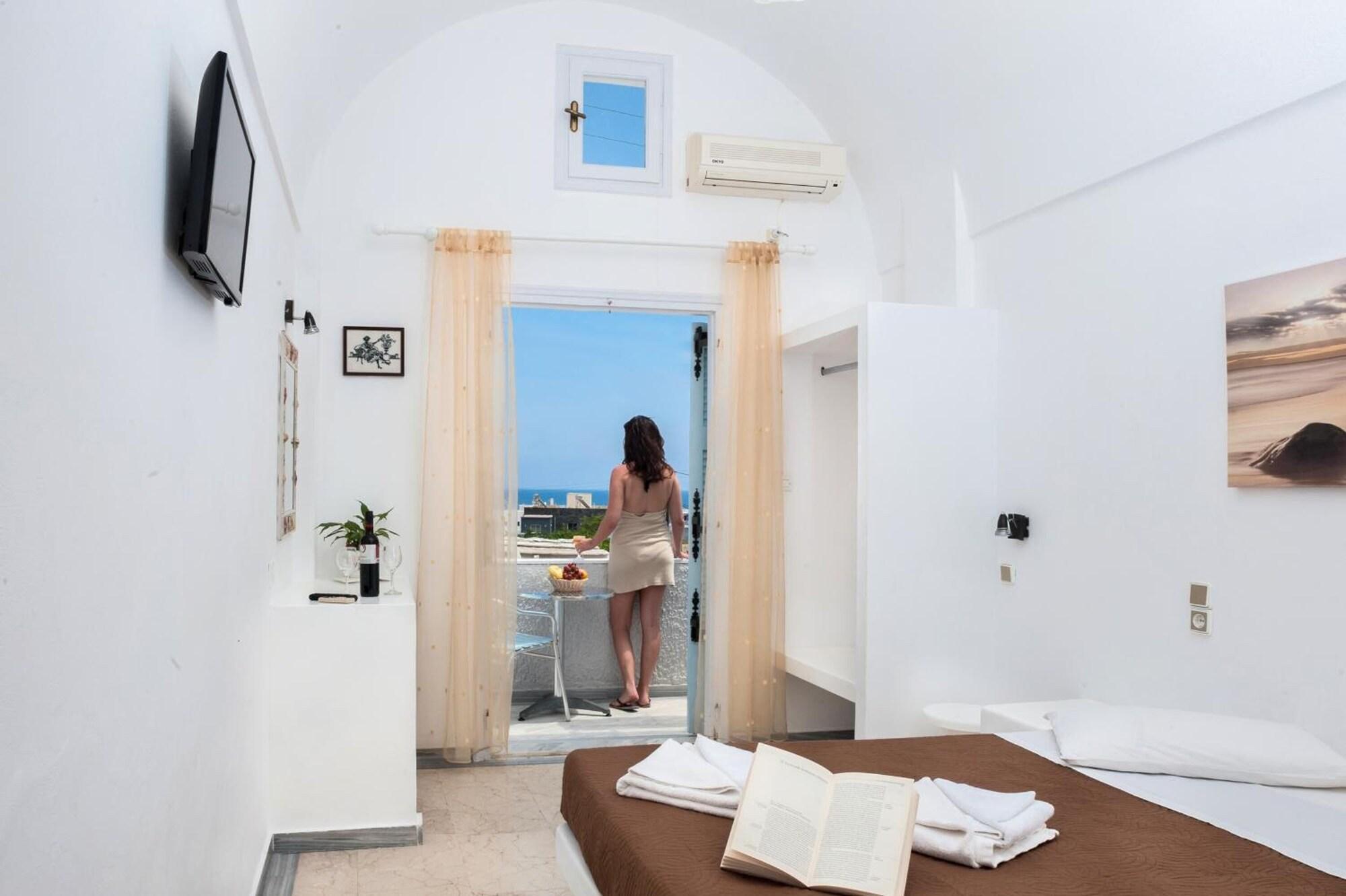 Varios Join Us Low Cost Rooms