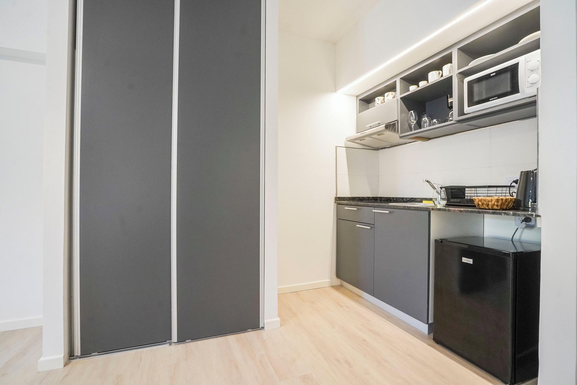 Equipamiento de Habitación Hache Palermo by IPPA