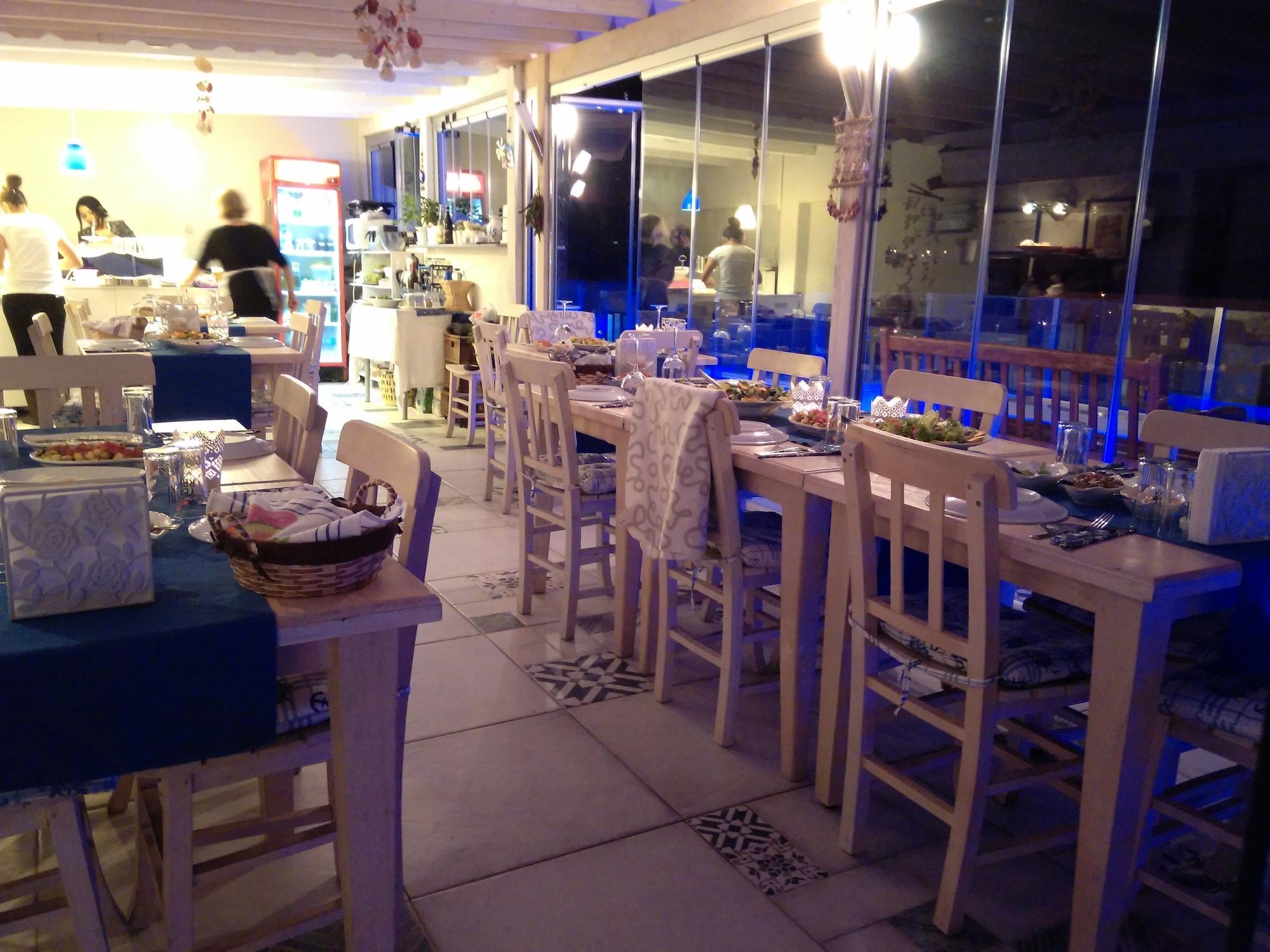 Sala de Reuniones The City Residence
