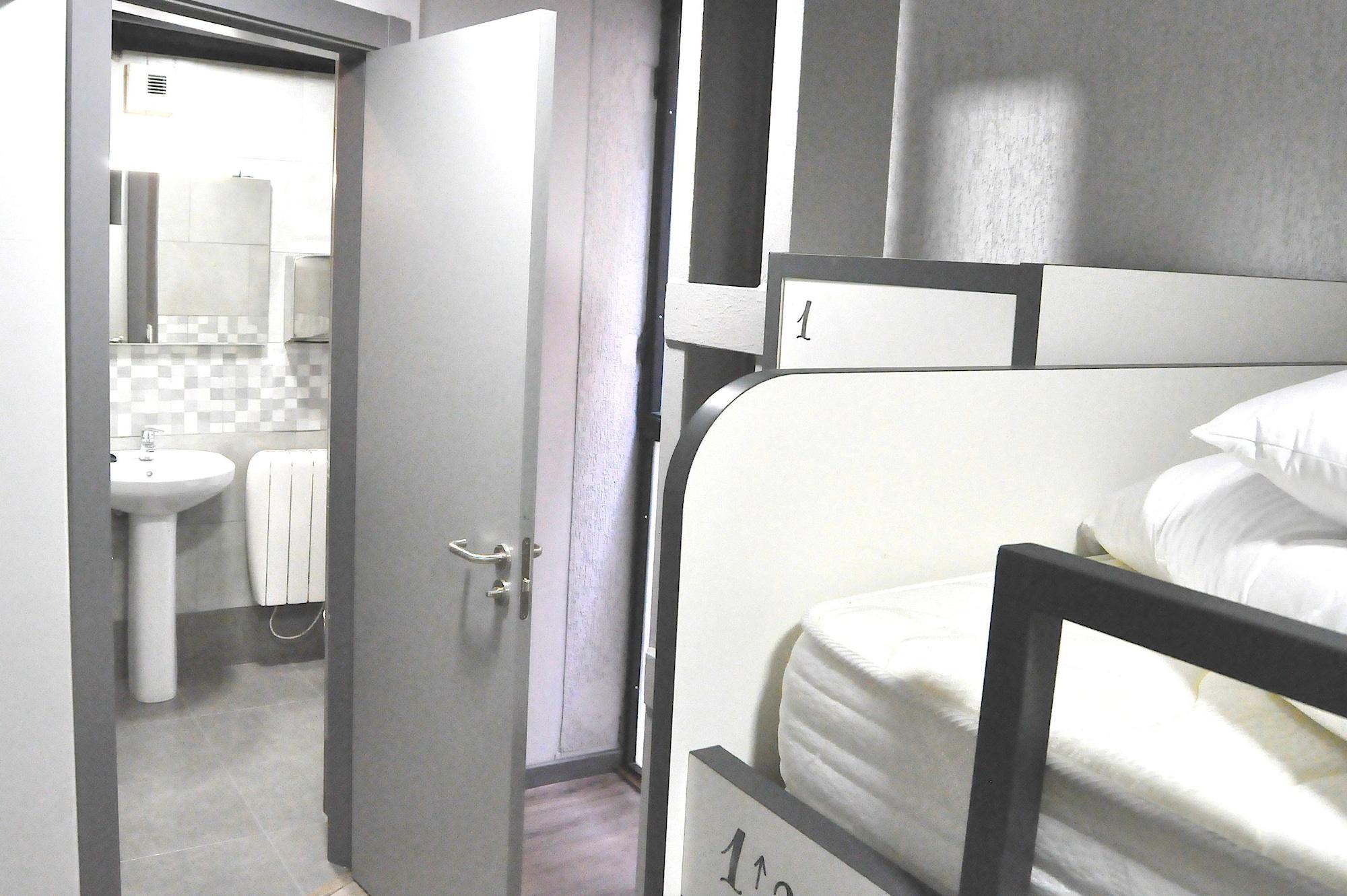 Equipamiento de Habitación Quartier Bilbao Hostel