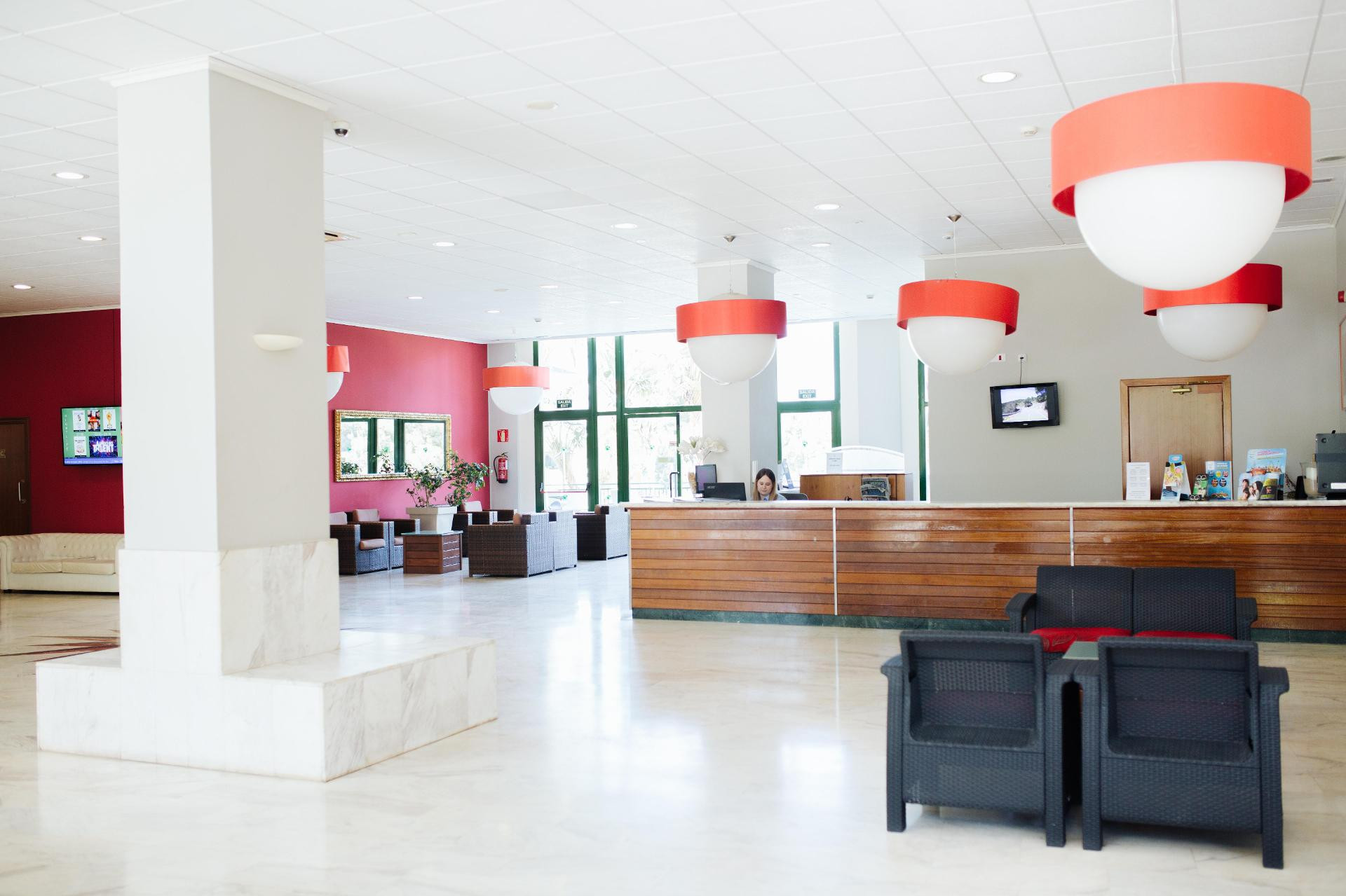 Vista Lobby Festival Village