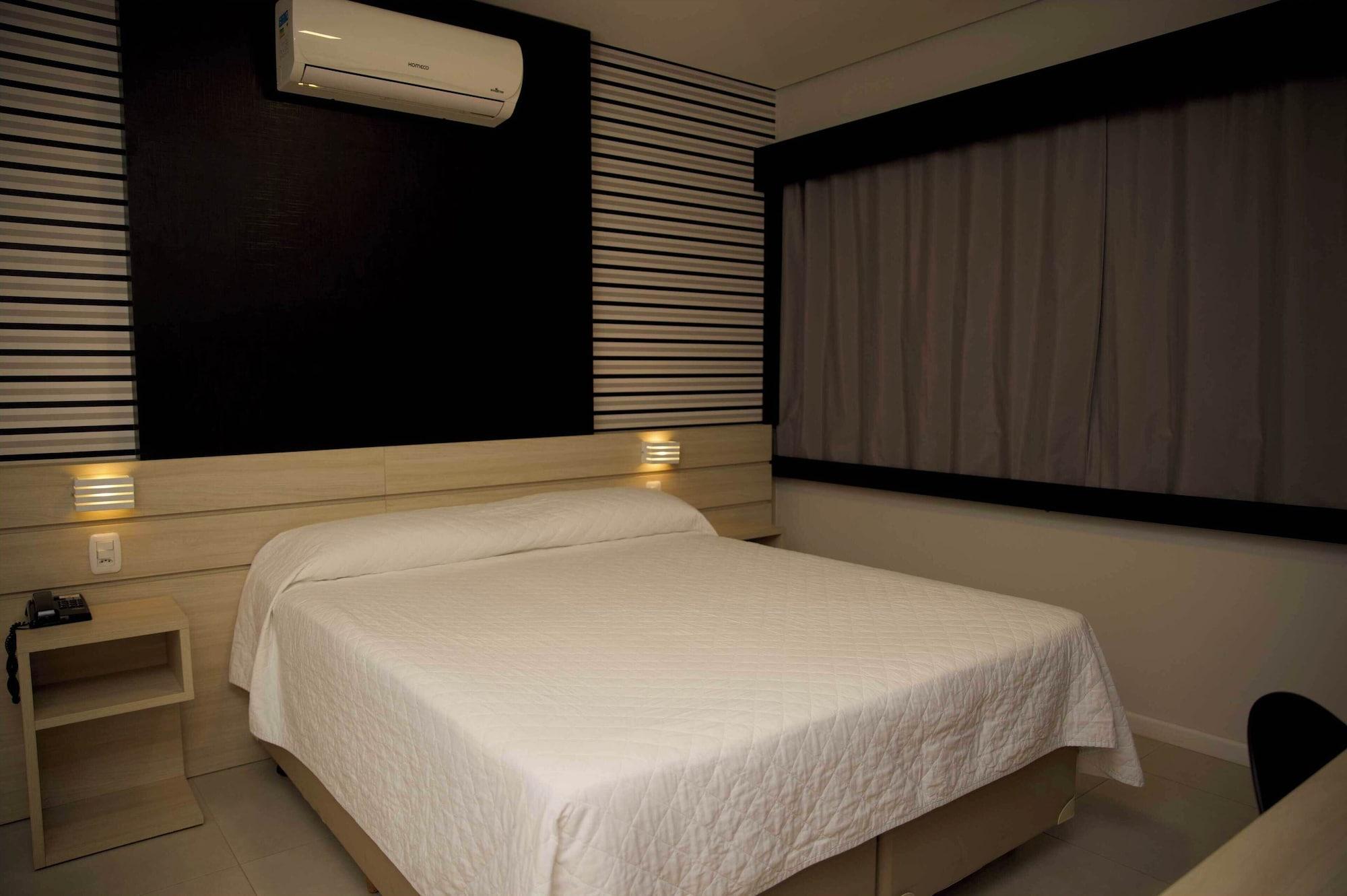 Habitación Mogano Express Hotel