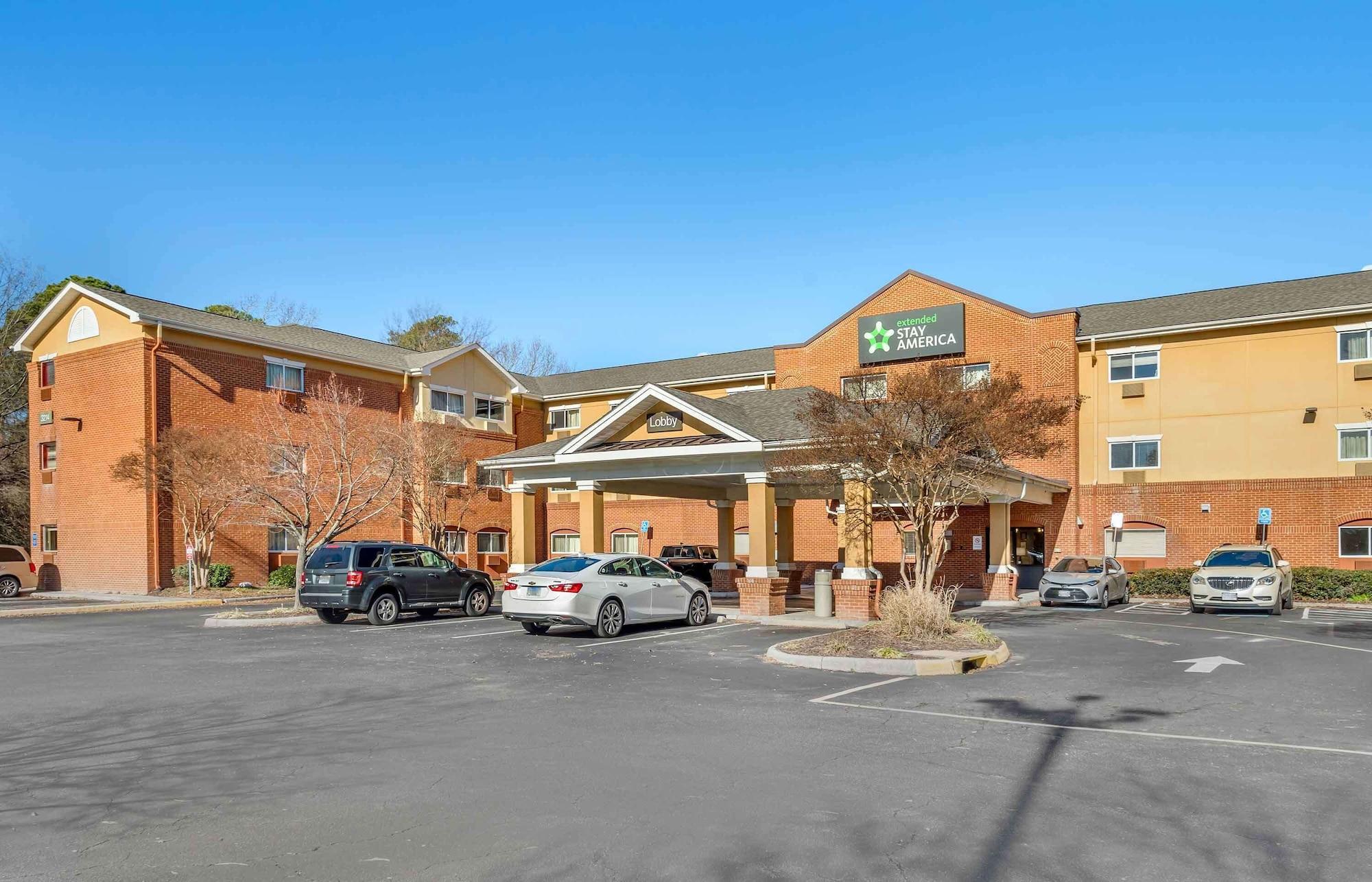 Vista Exterior Extended Stay America Select Suites - Chesapeake - Churchland Blvd.