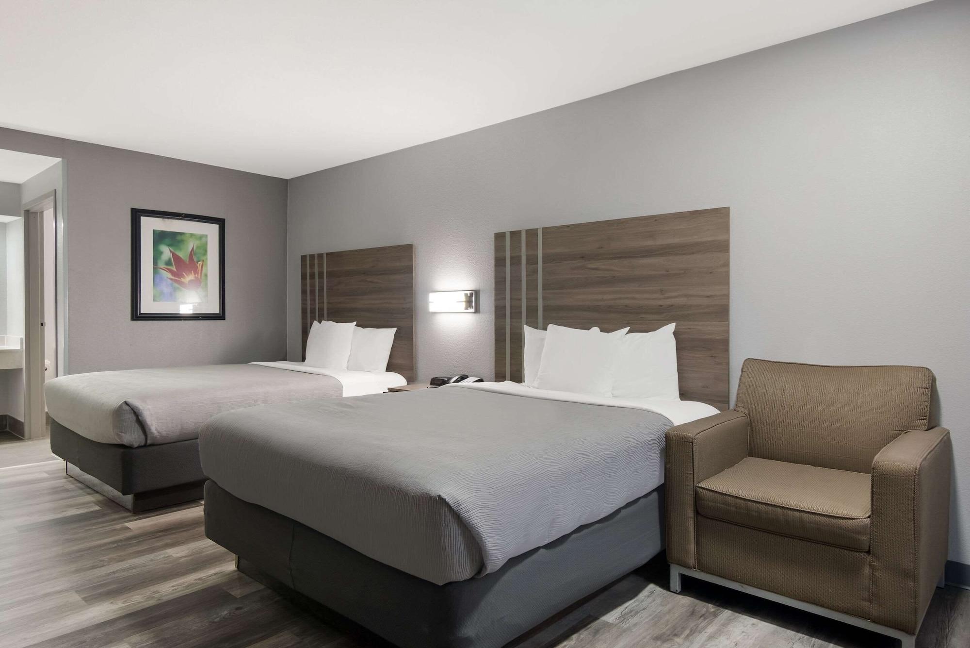 Habitación Quality Inn near Casinos and Convention Center