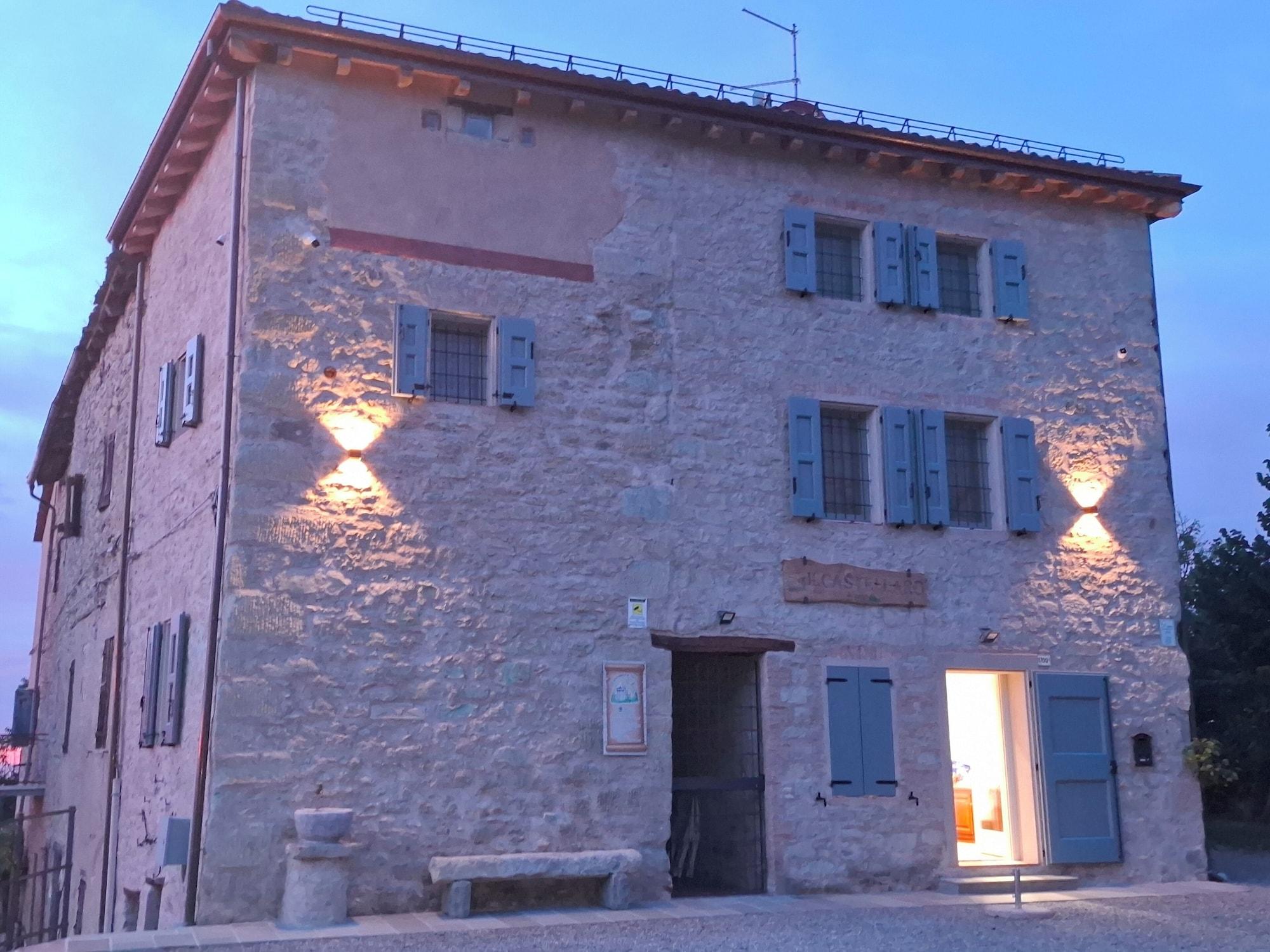 Vista Exterior Il Castellaro ai Sassi