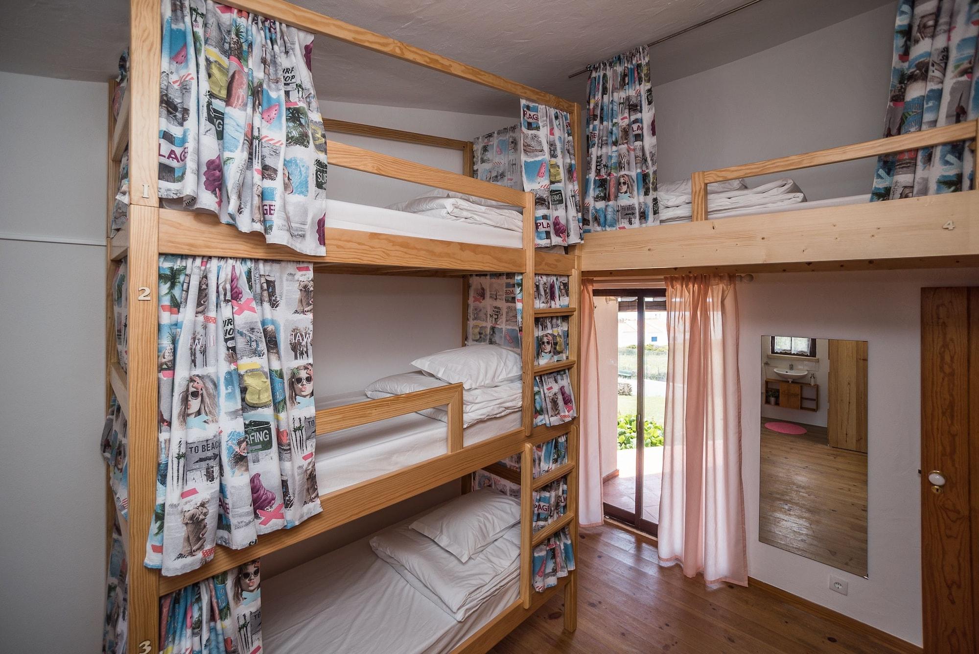 Habitación Ericeira Villa Surf Camp Hostel