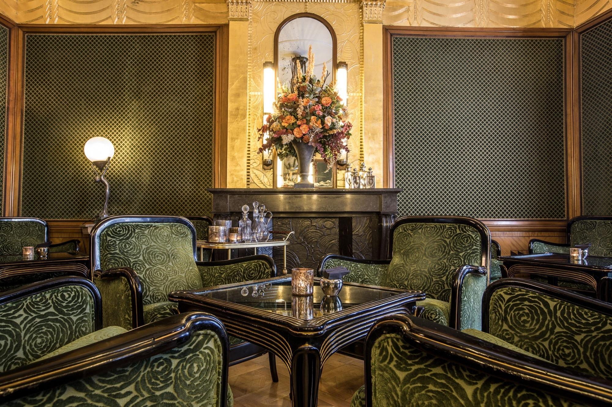 Bar/Salón Hotel de Castillion