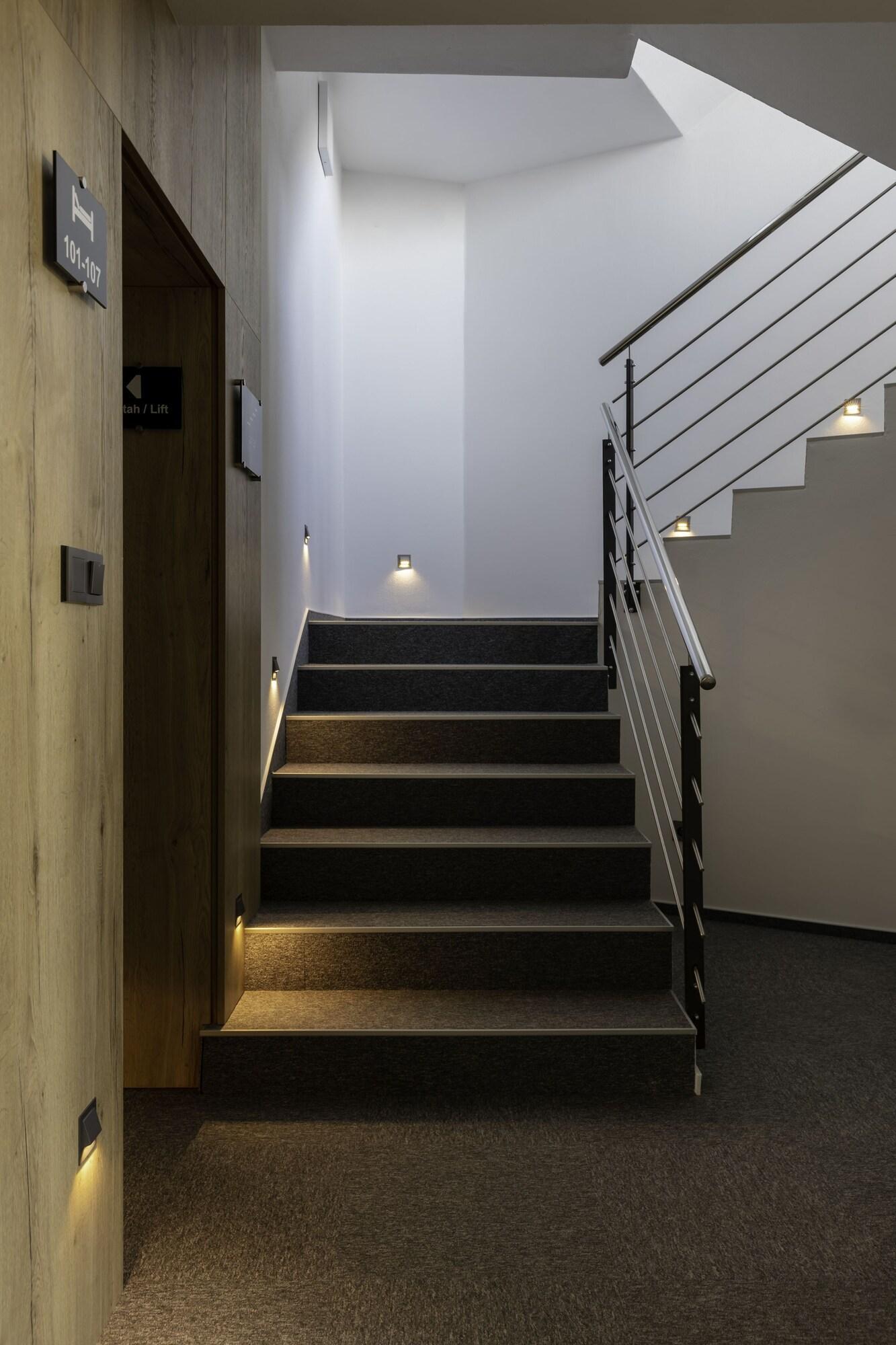 Vista Lobby 4 Smart Hotel