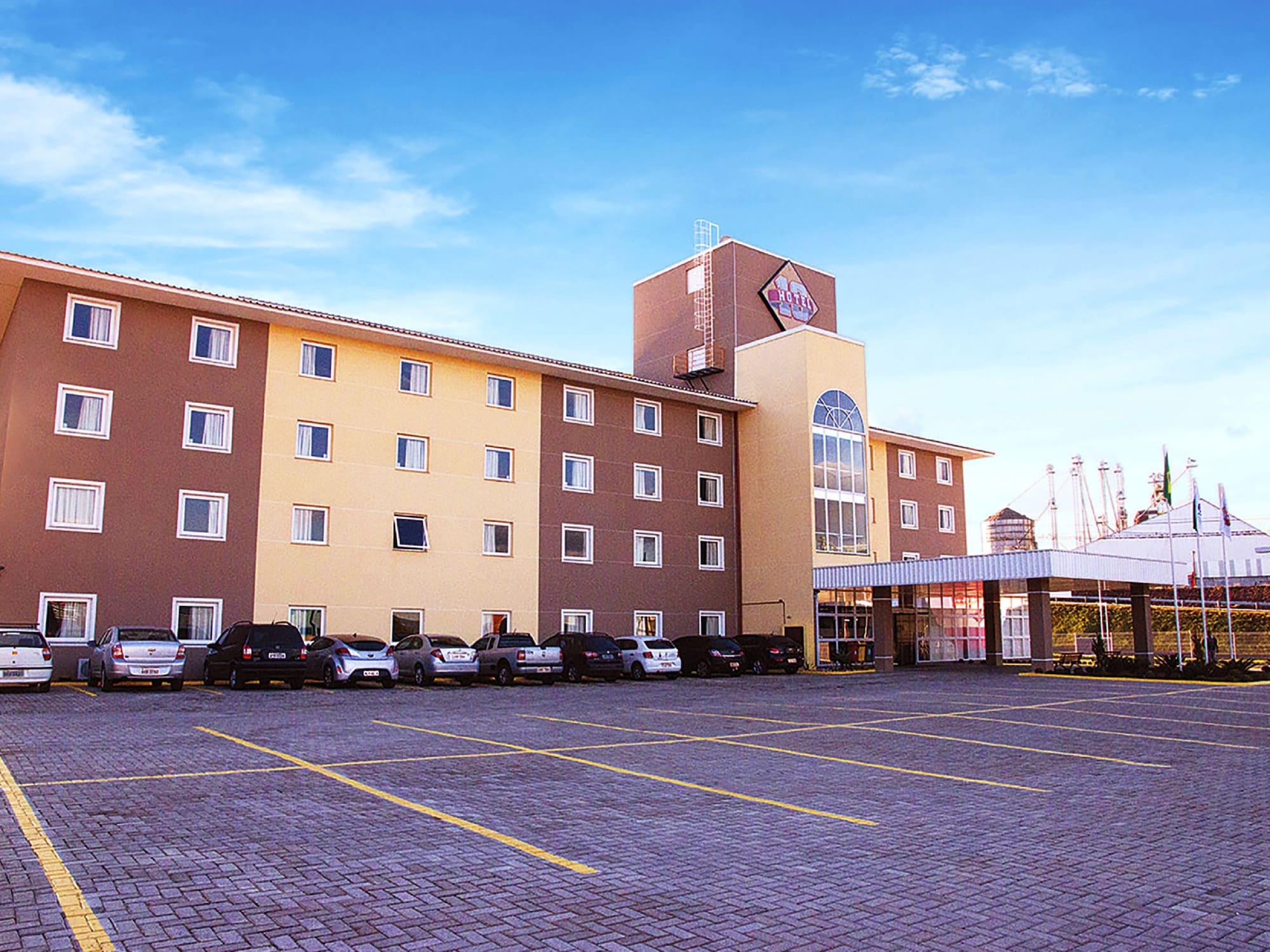 Vista Exterior Hotel 10 Ponta Grossa