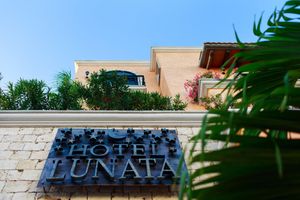 Alojamiento - Hotel Lunata - Near Playa del Carmen Main Beach