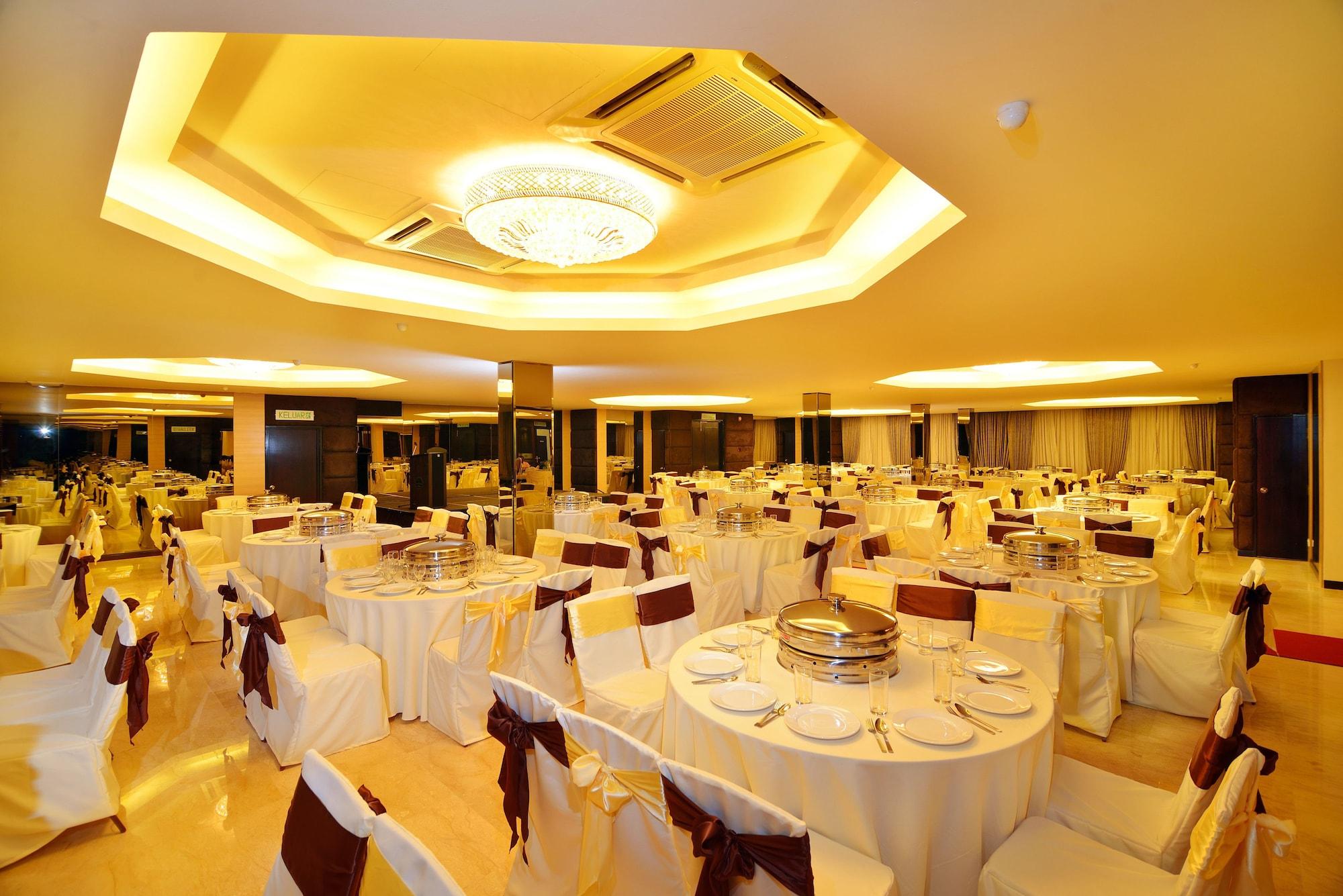 Salón de Baile Media Hotel