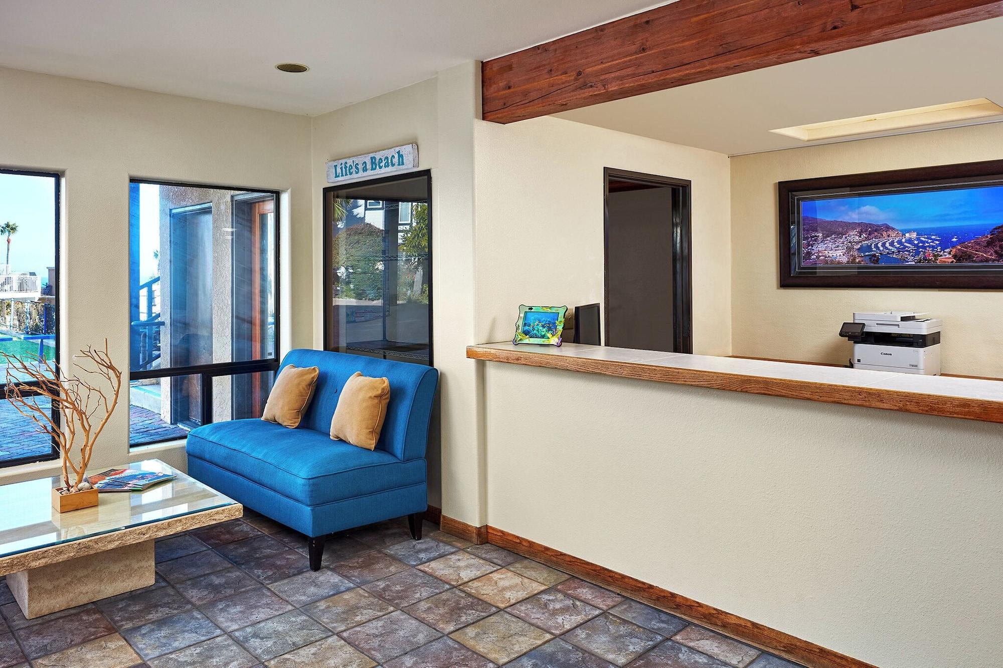 Vista Lobby Seaport Village Inn Avalon