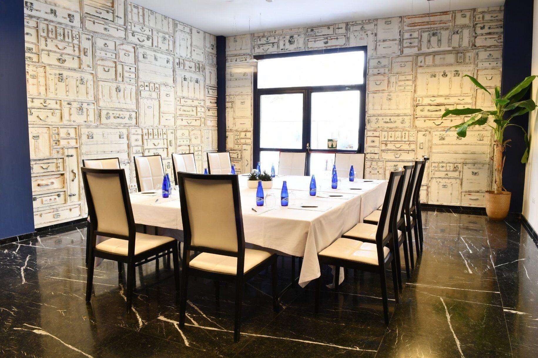 Sala de Reuniones voco Madrid - Las Tablas by IHG