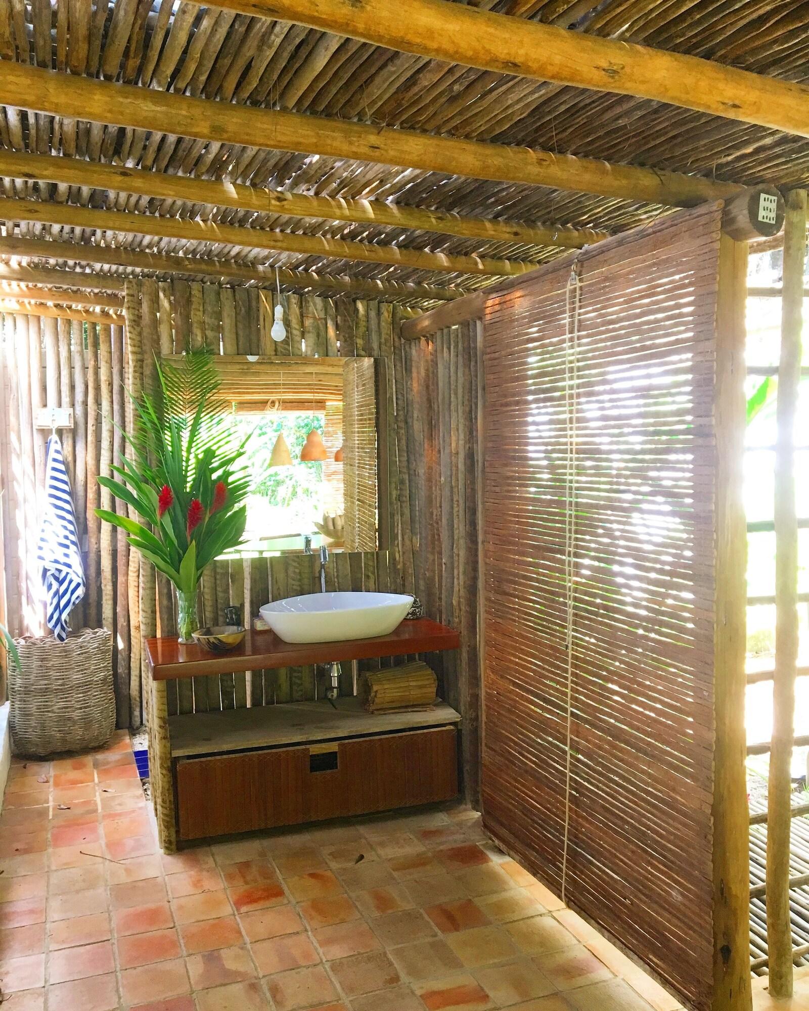 Comodidades do quarto Viver Trancoso Chalés e Suítes