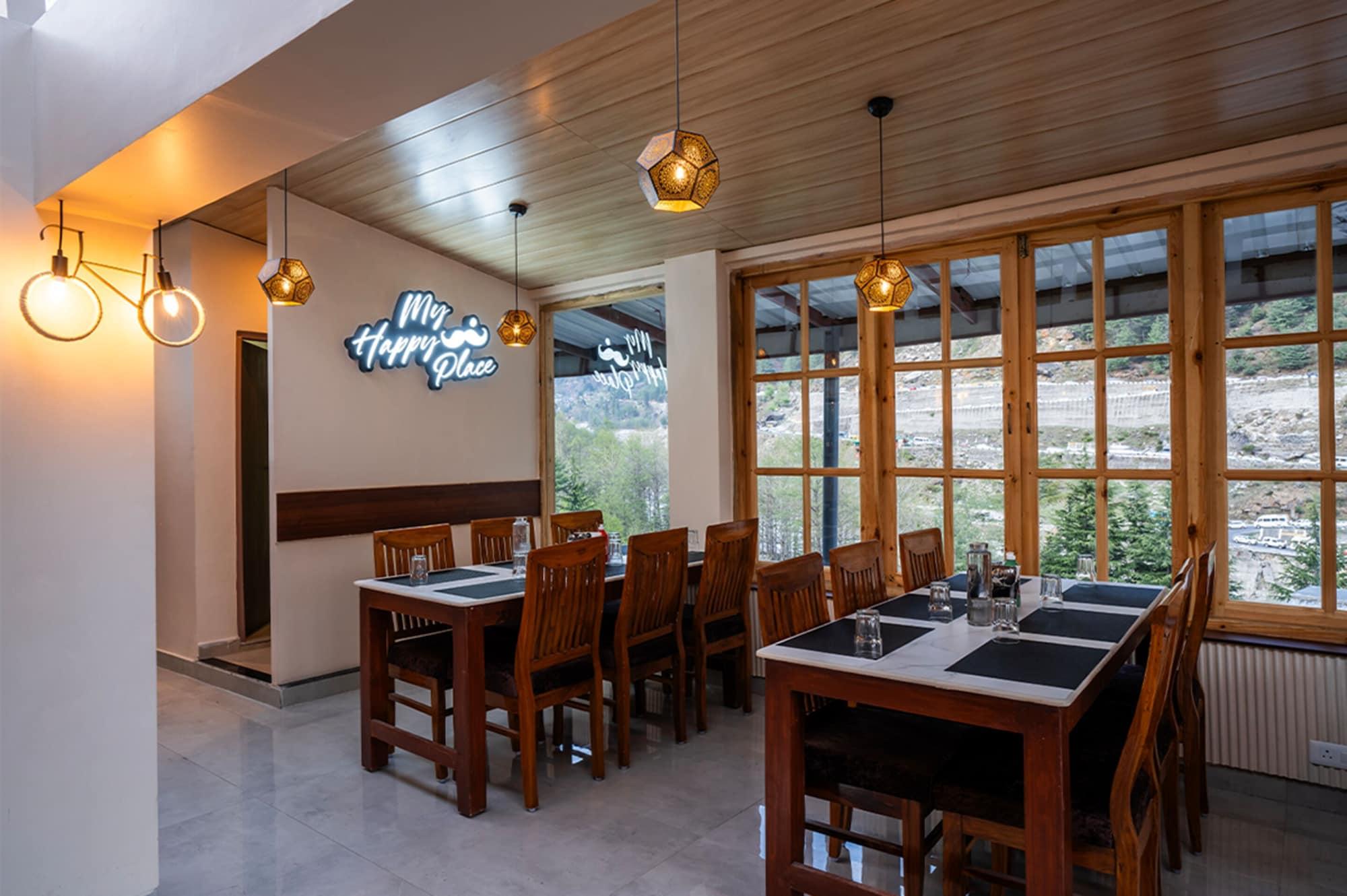 Restaurant Moustache Manali