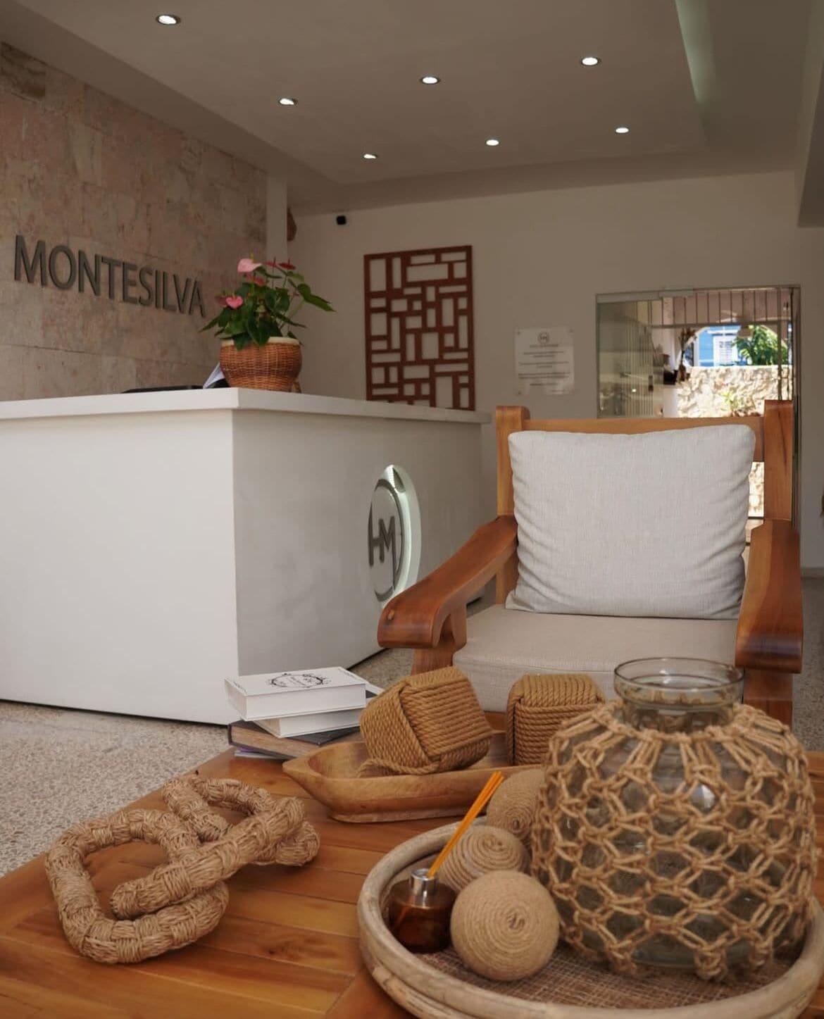 Vista Lobby HOTEL MONTESILVA