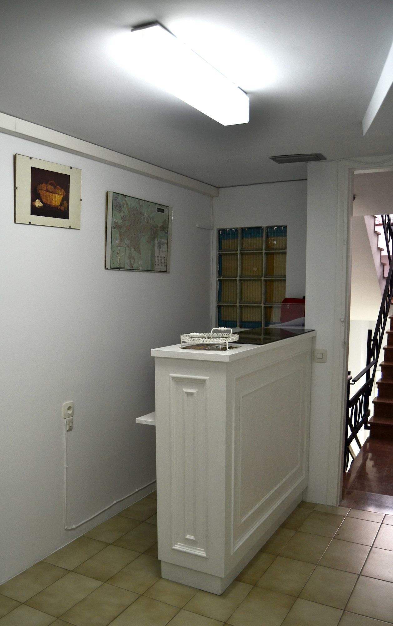 Vista Lobby Hostal Isabel II