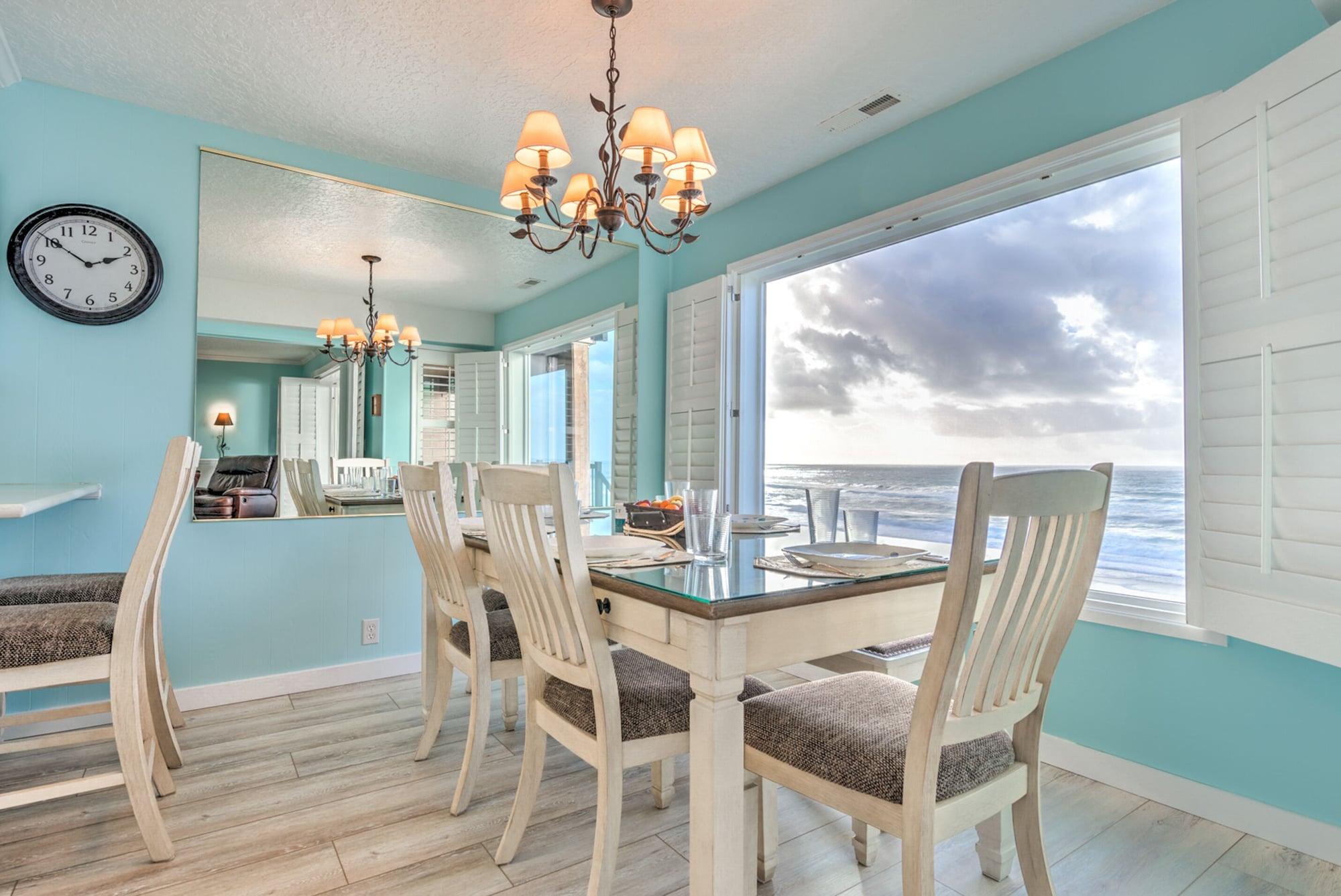 Restaurant Cavalier Beachfront Condominiums