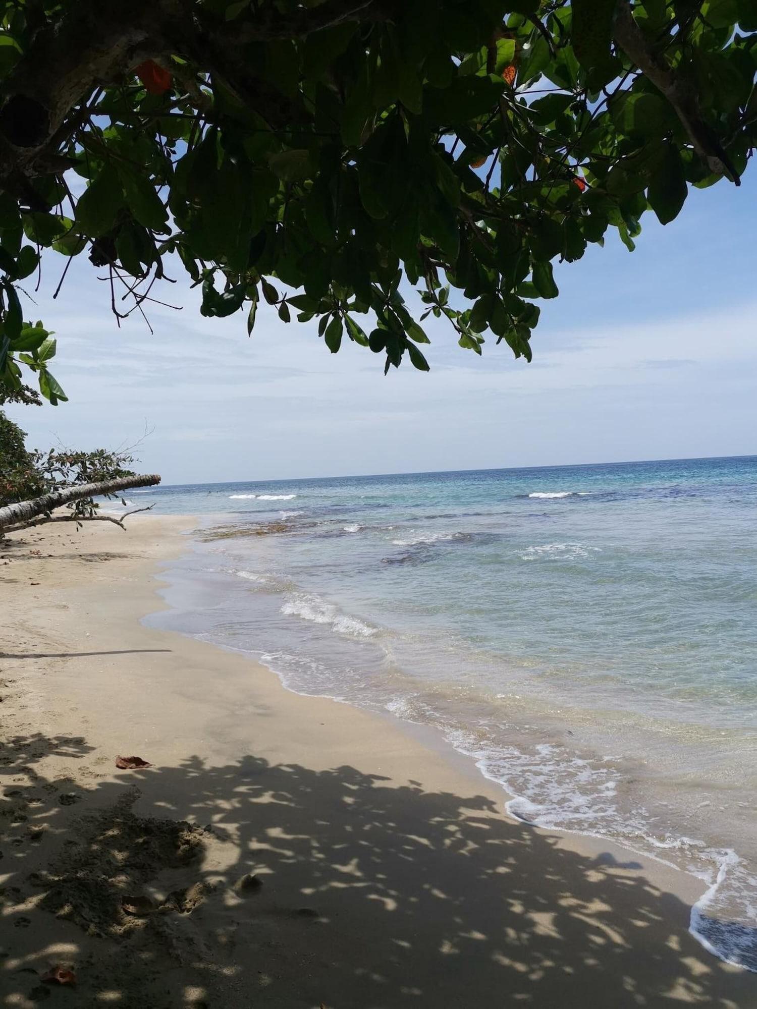 Playa Hostal Cecilia