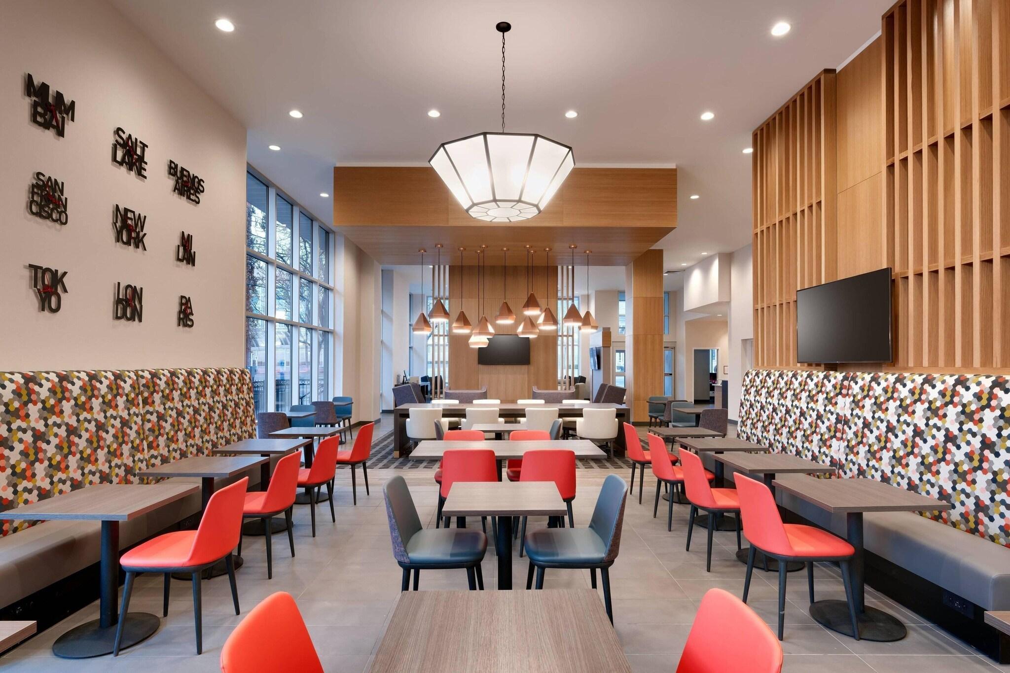 Restaurant TownePlace Suites by Marriott Salt Lake City Downtown