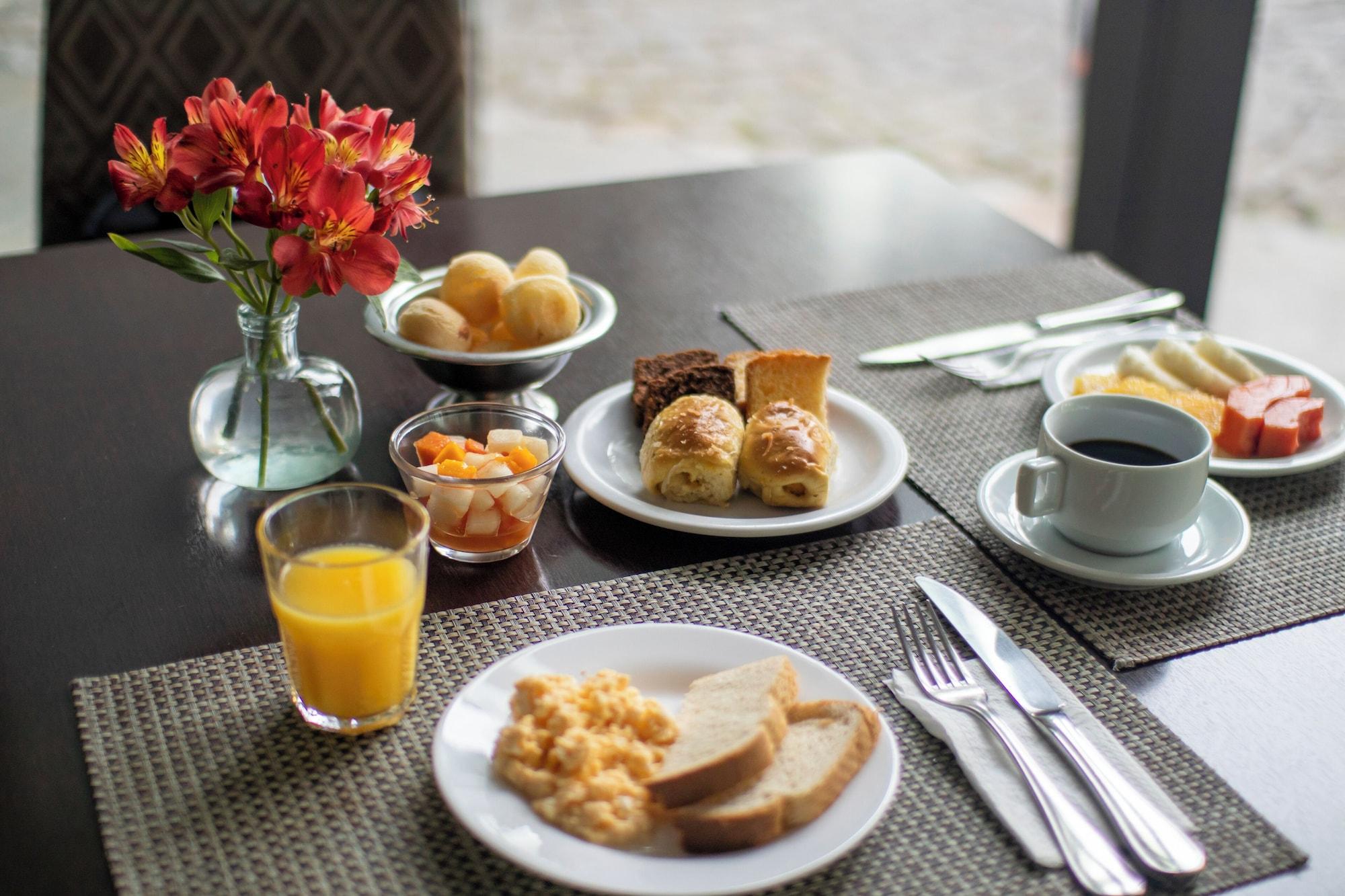 Restaurant Bourbon Hotel Savassi | Belo Horizonte