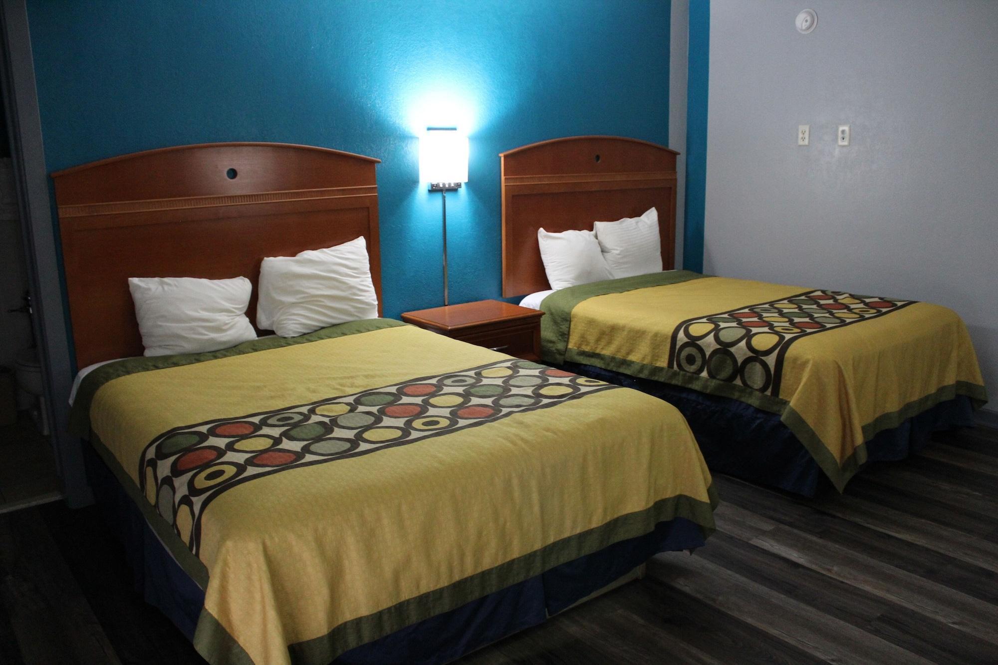 Vista Exterior Executive Inn - Owatonna