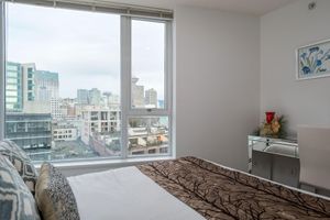 Renta temporal - The Altitude,a heaven on earth ,DT,2BR+2Bath luxurious,A/C ,swimming pool,gym