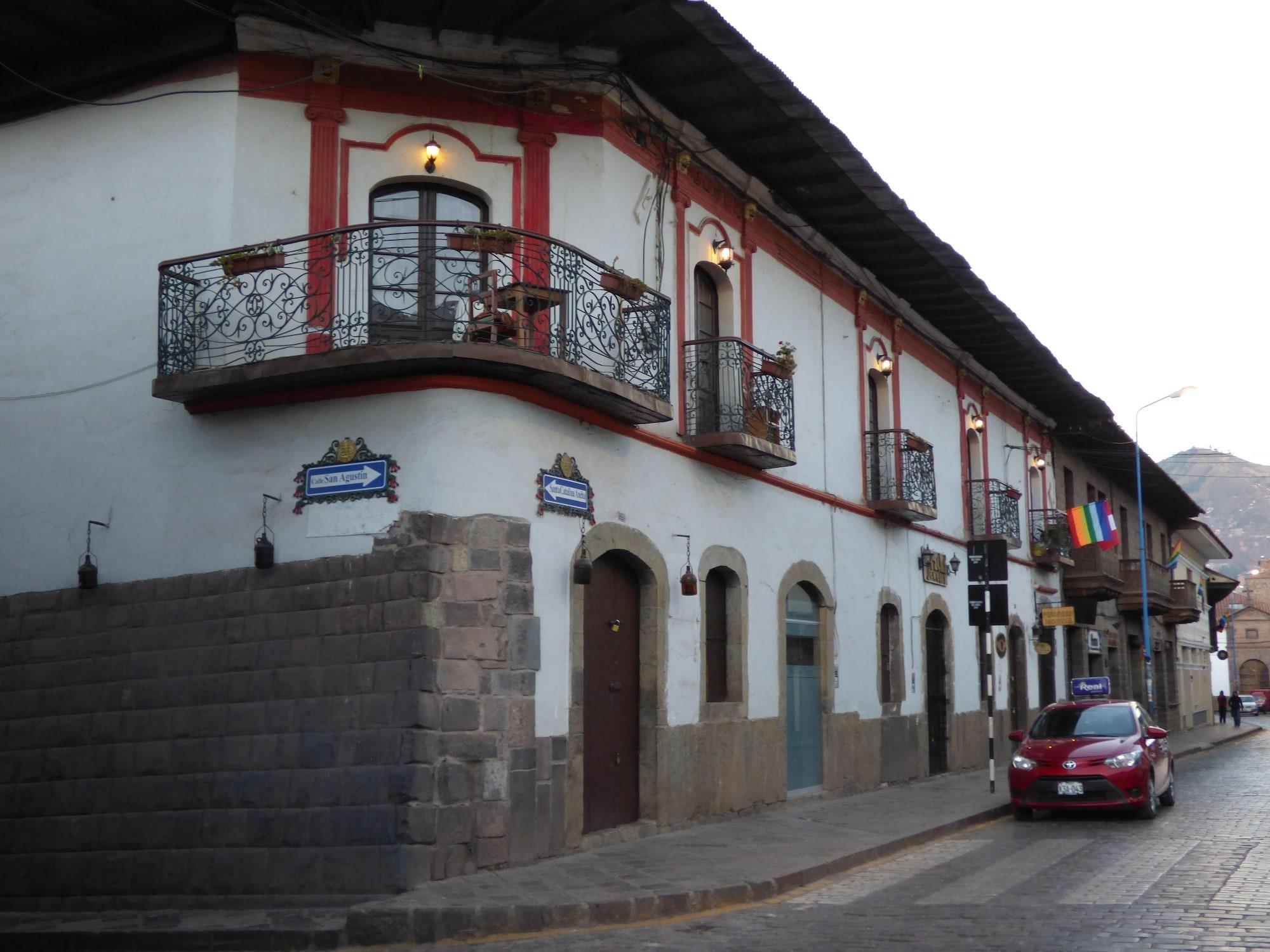 Vista Exterior Peruvian Hostal