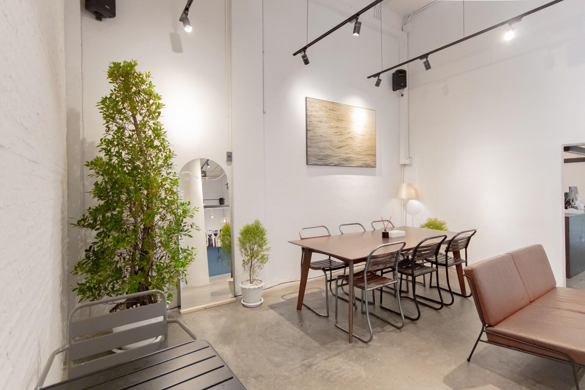 Bar/Salón Chocolate Box Mint