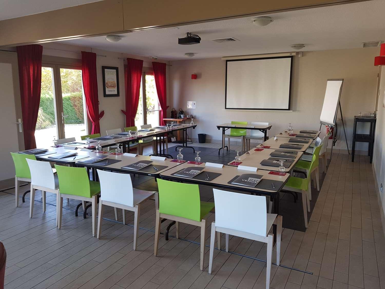 Sala de Reuniones Campanile Villeneuve sur Lot - Pujols