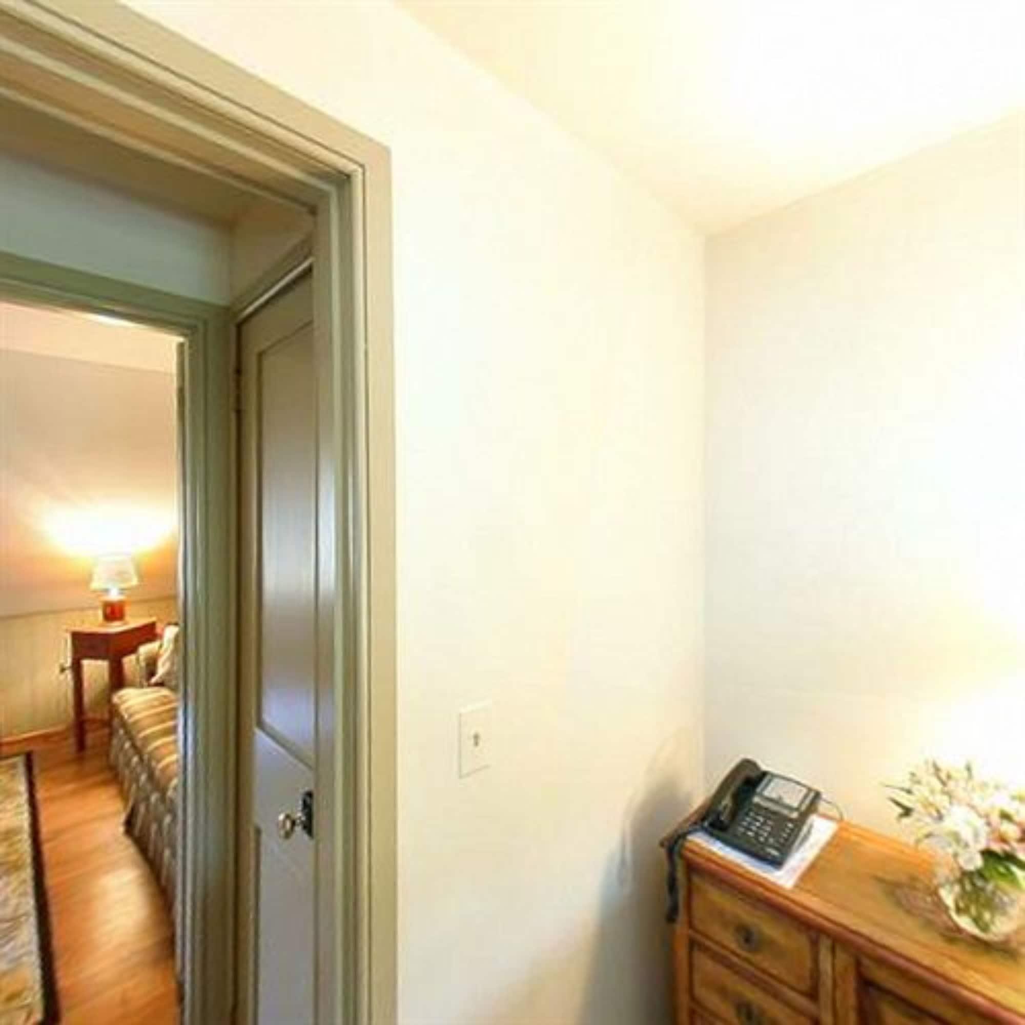 Habitación The Wayside Inn Bed & Breakfast