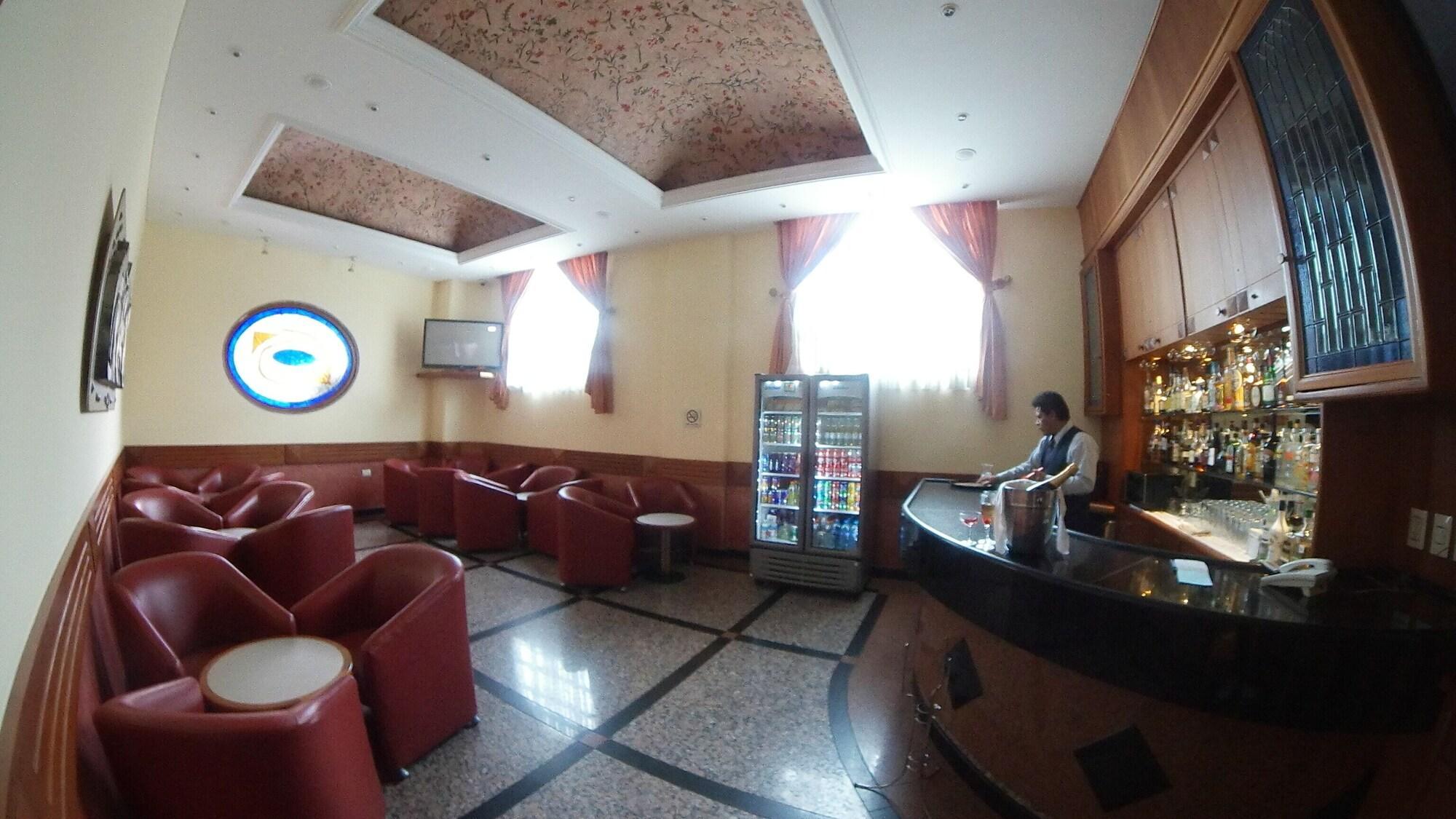 Bar/Salón Hot Plaza Belices | Love Hotel | Solo Adultos