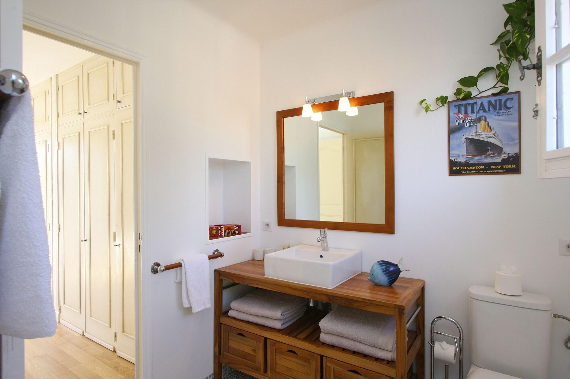 Equipamiento de Habitación Villa Le Port d'Attache