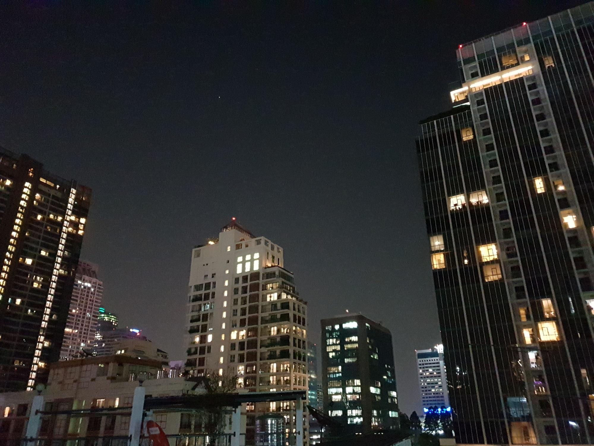 Varios Nap@Pan Hostel