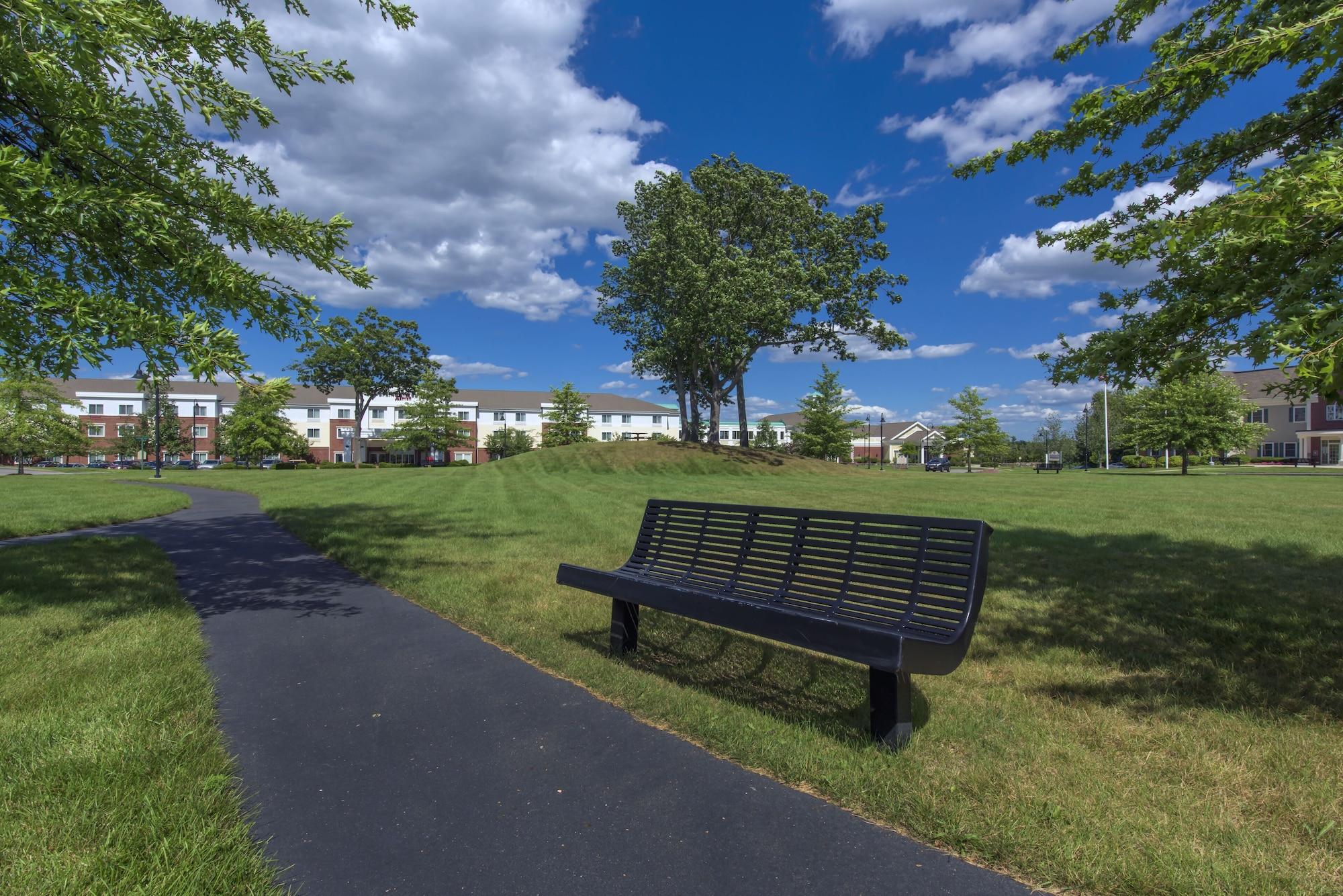 Vista Exterior SpringHill Suites by Marriott Boston Devens Common Center