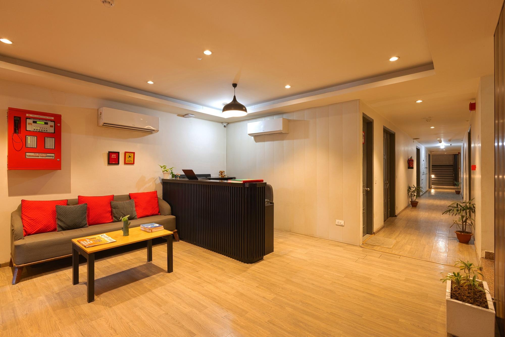 Vista Lobby Hotel Grand Tashree