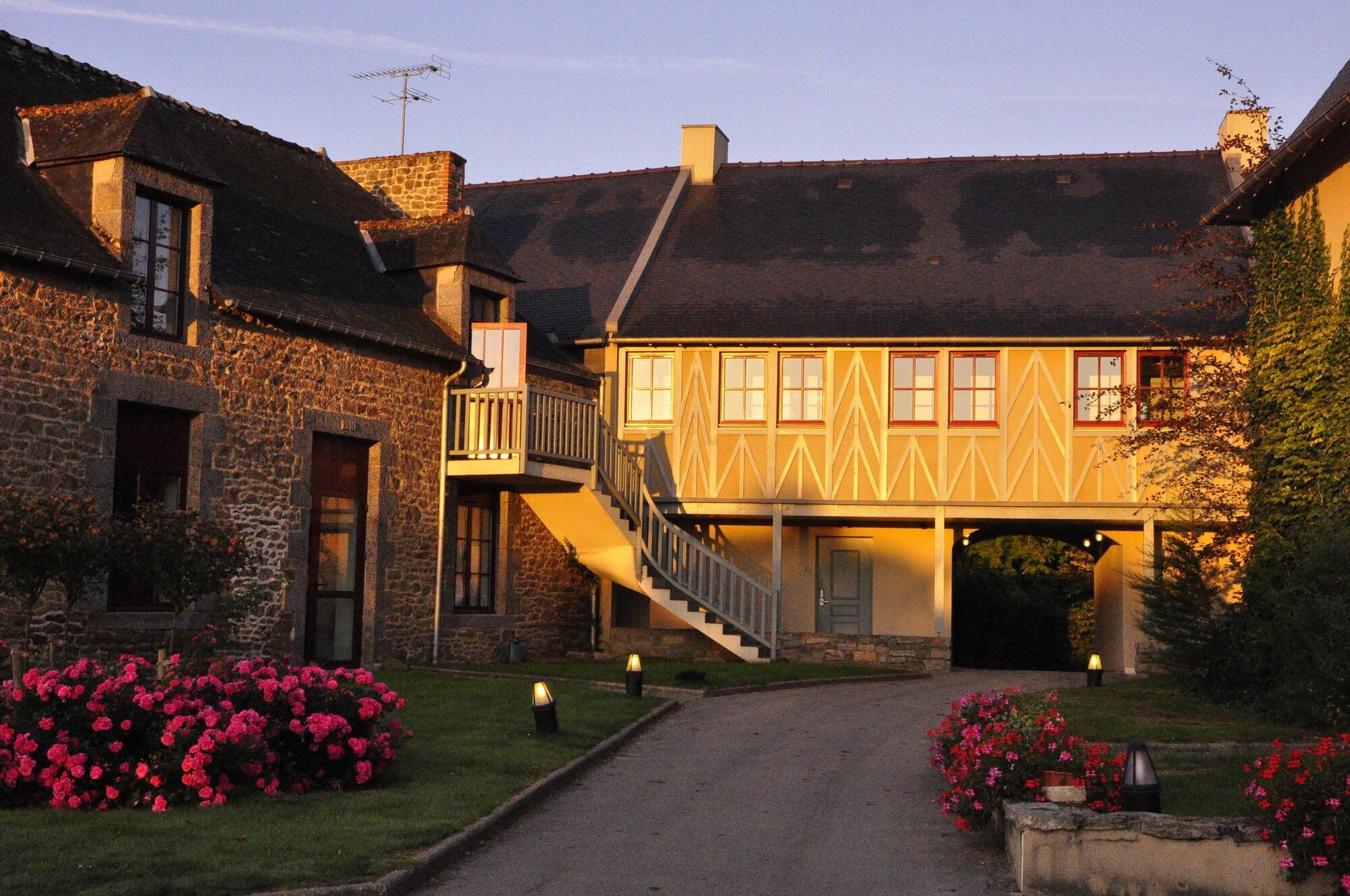 Vista Lobby Saint-Malo Golf Resort