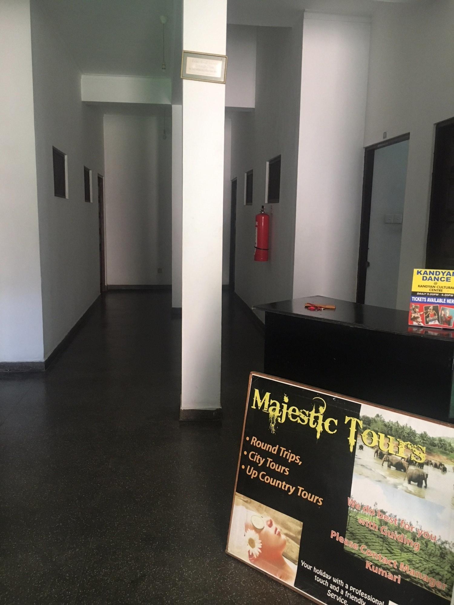 Vista Lobby Majestic Tourist Hotel