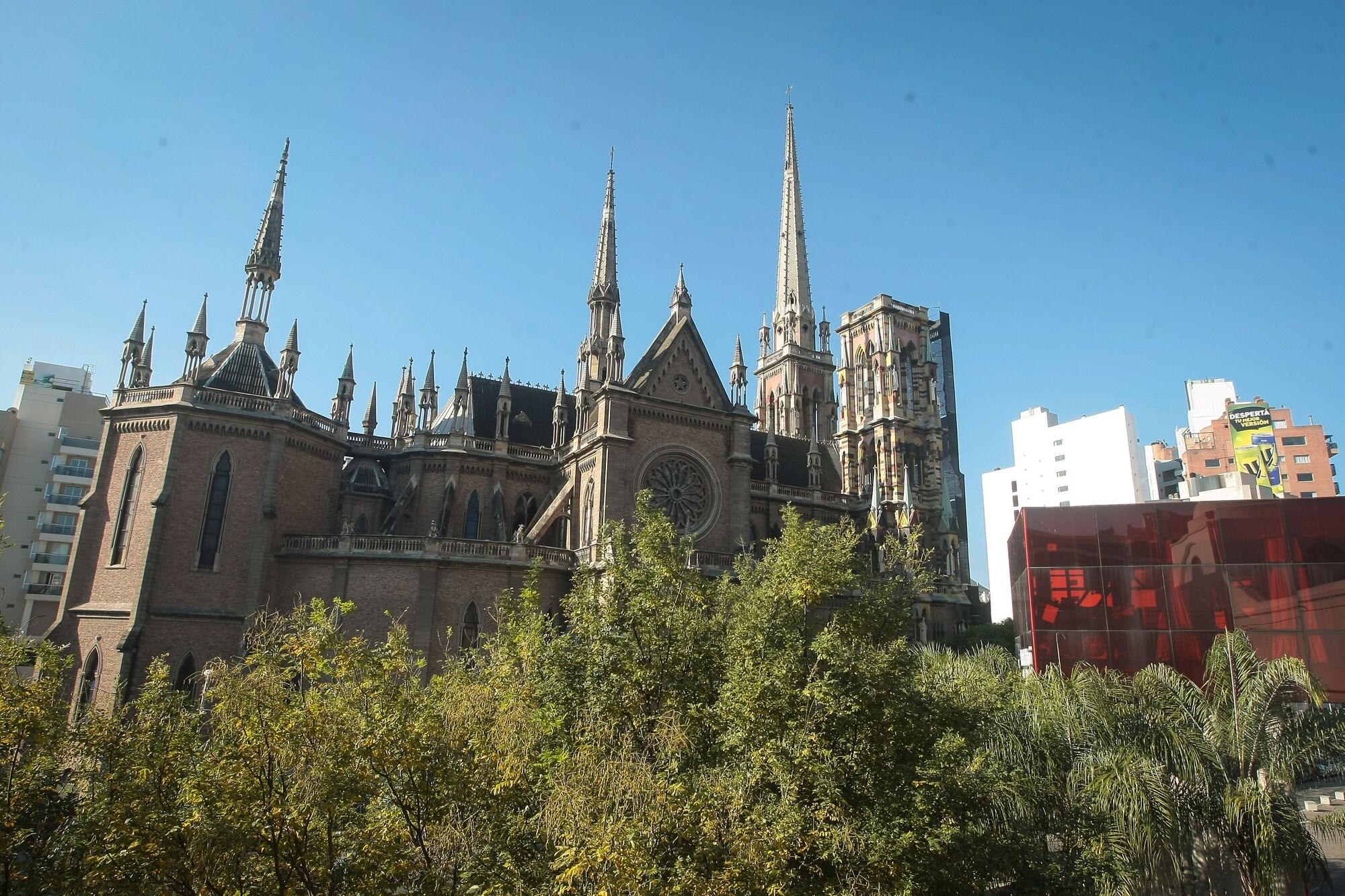 Vista Exterior Hotel Buen Pastor Capuchinos