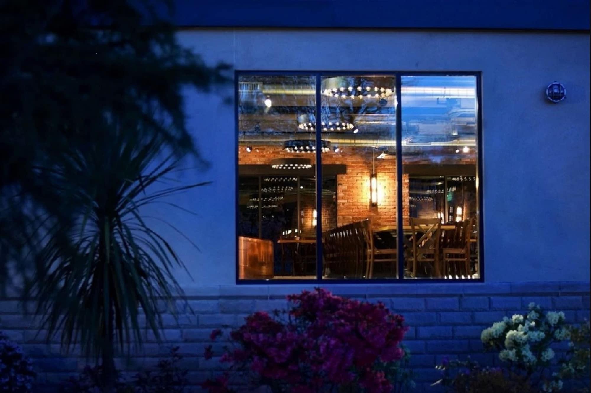 Vista Exterior The Hurt Arms