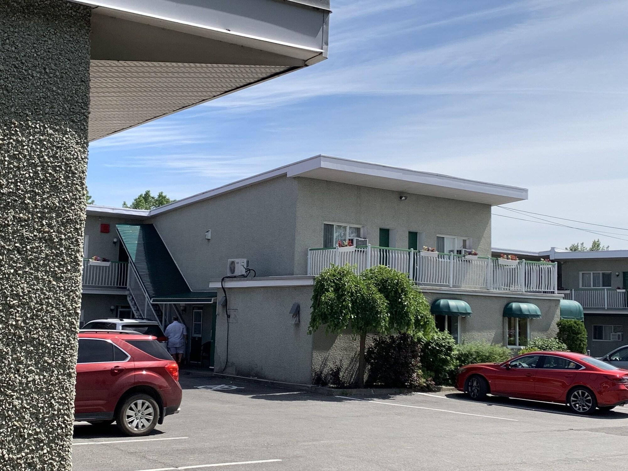 Vista Exterior Motel Colibri