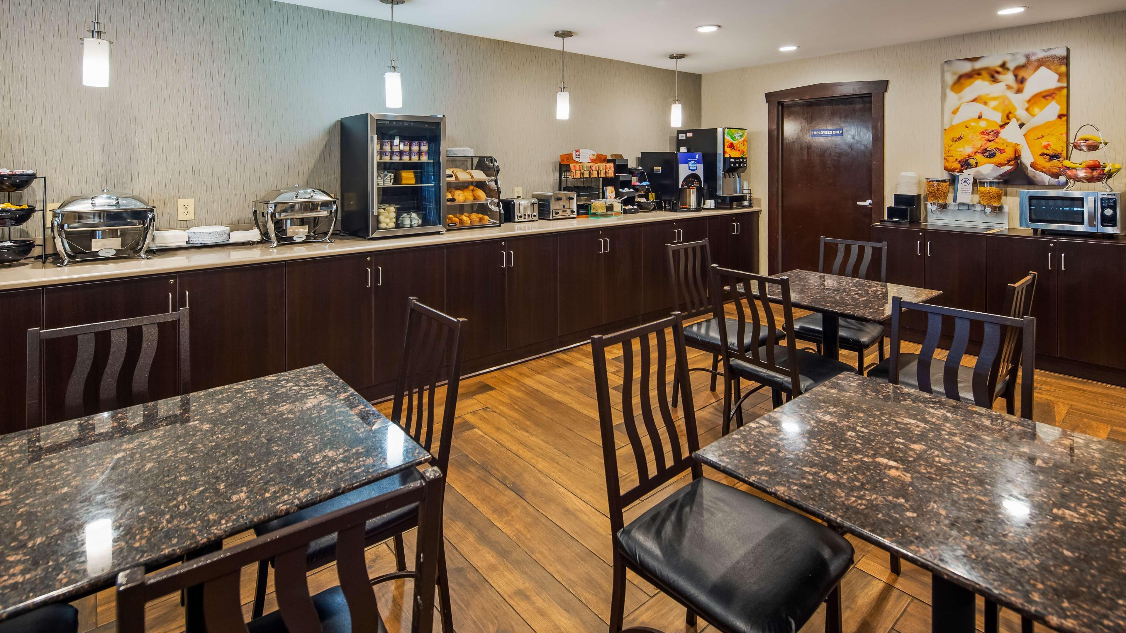 Restaurant Best Western Crown Inn & Suites
